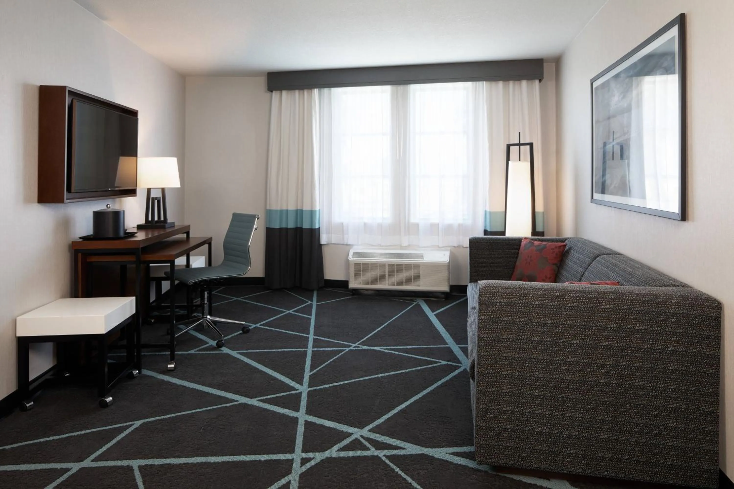 Living room in Fairfield Inn & Suites By Marriott Camarillo