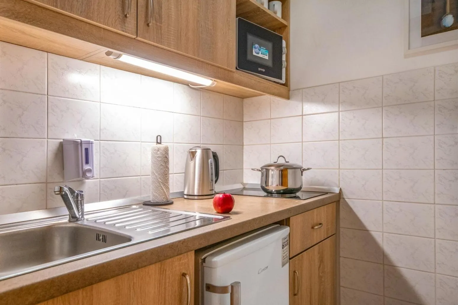 Kitchen or kitchenette in Corvin Hotel Budapest Residence
