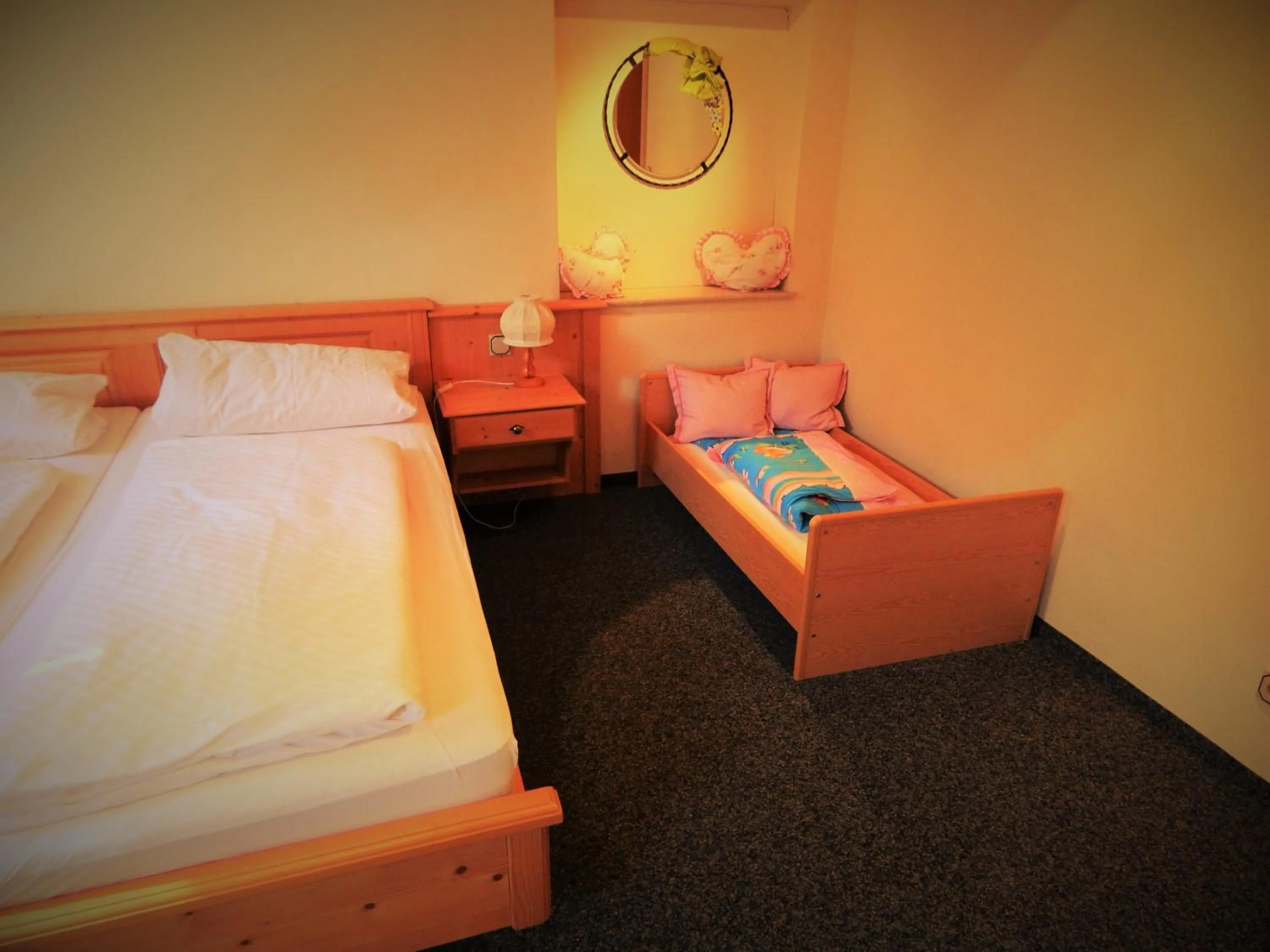 Bed in Hotel Königsseer Hof