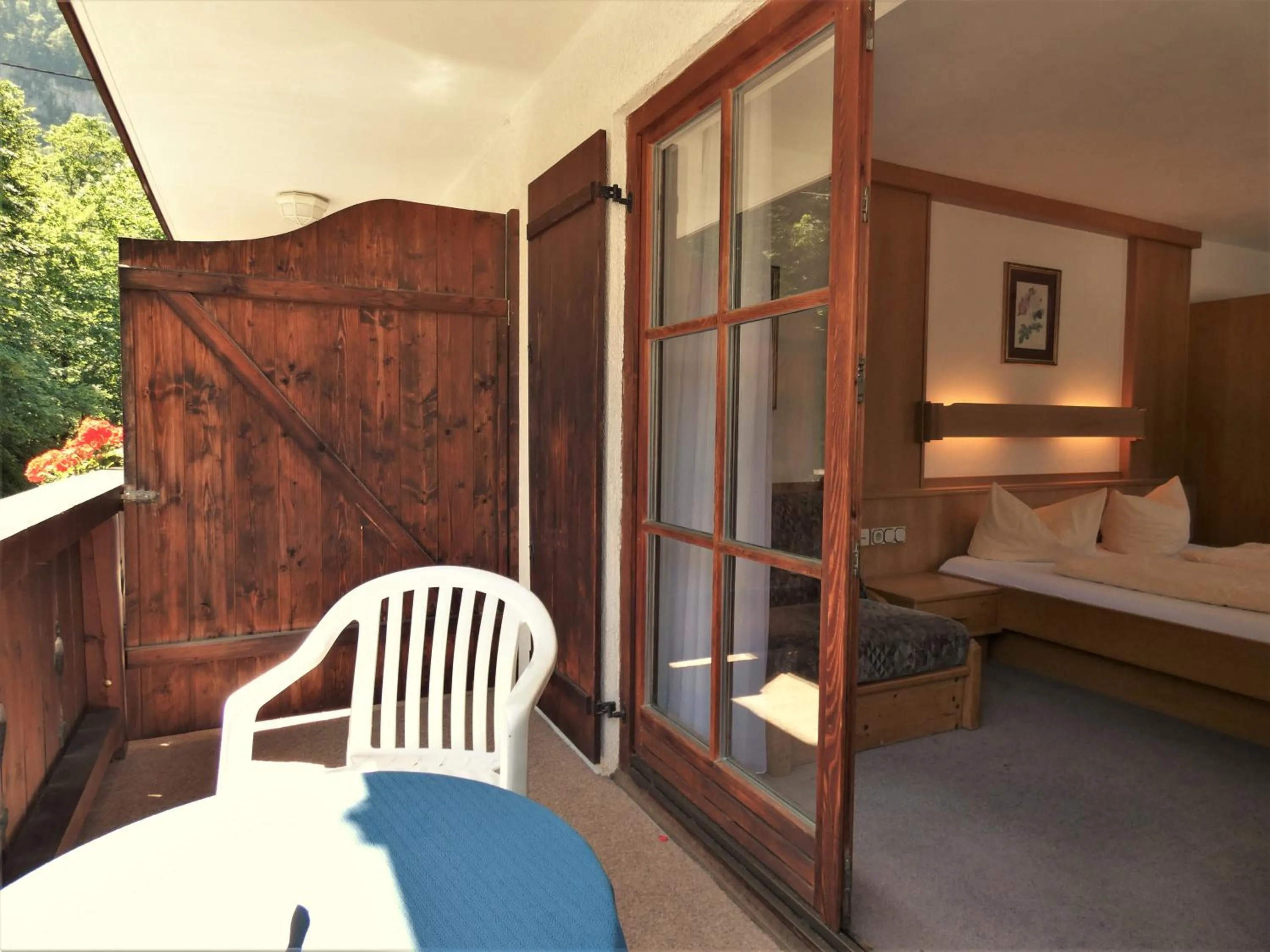 Balcony/Terrace, Bed in Hotel Königsseer Hof