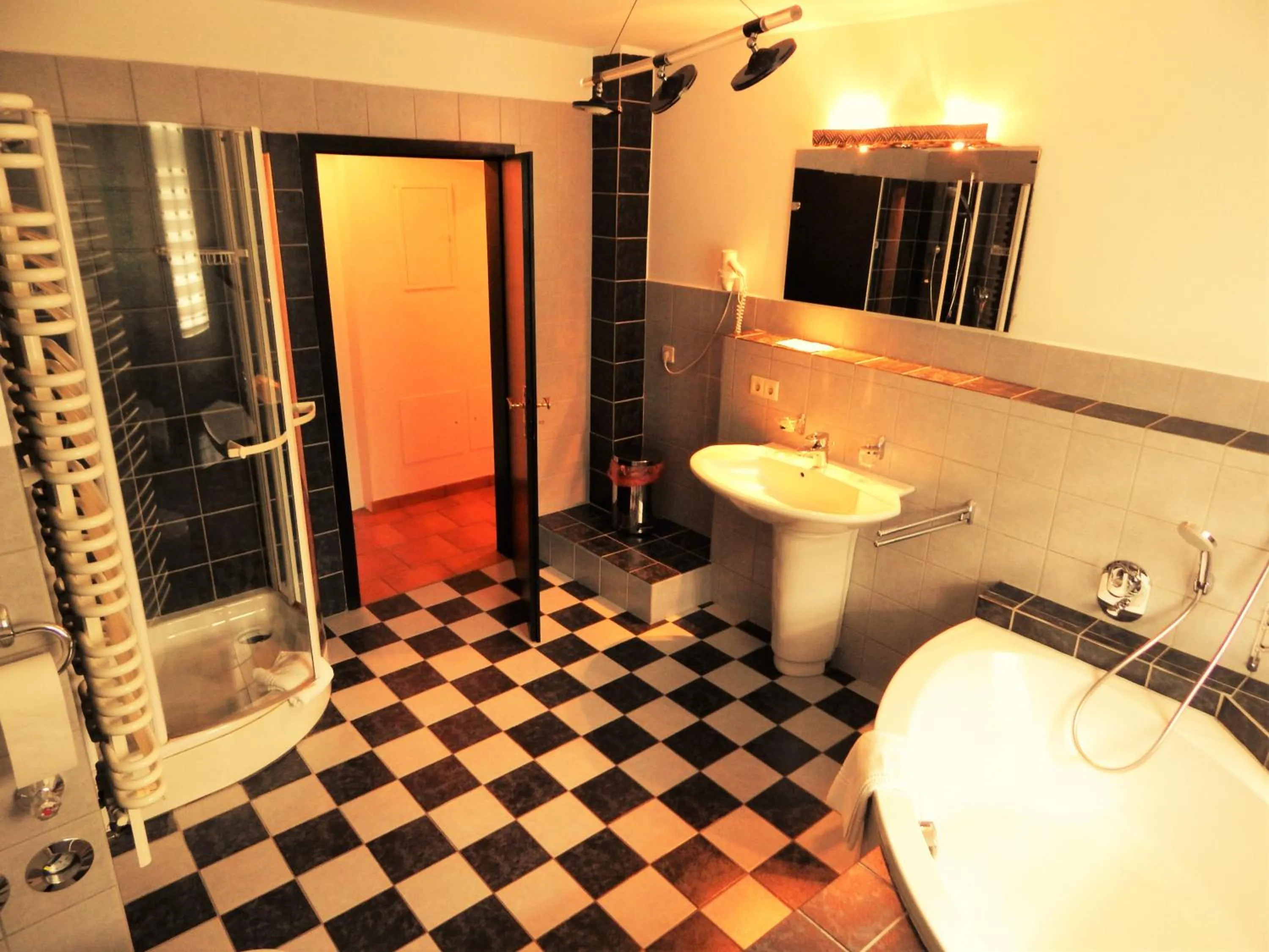 Bathroom in Hotel Königsseer Hof