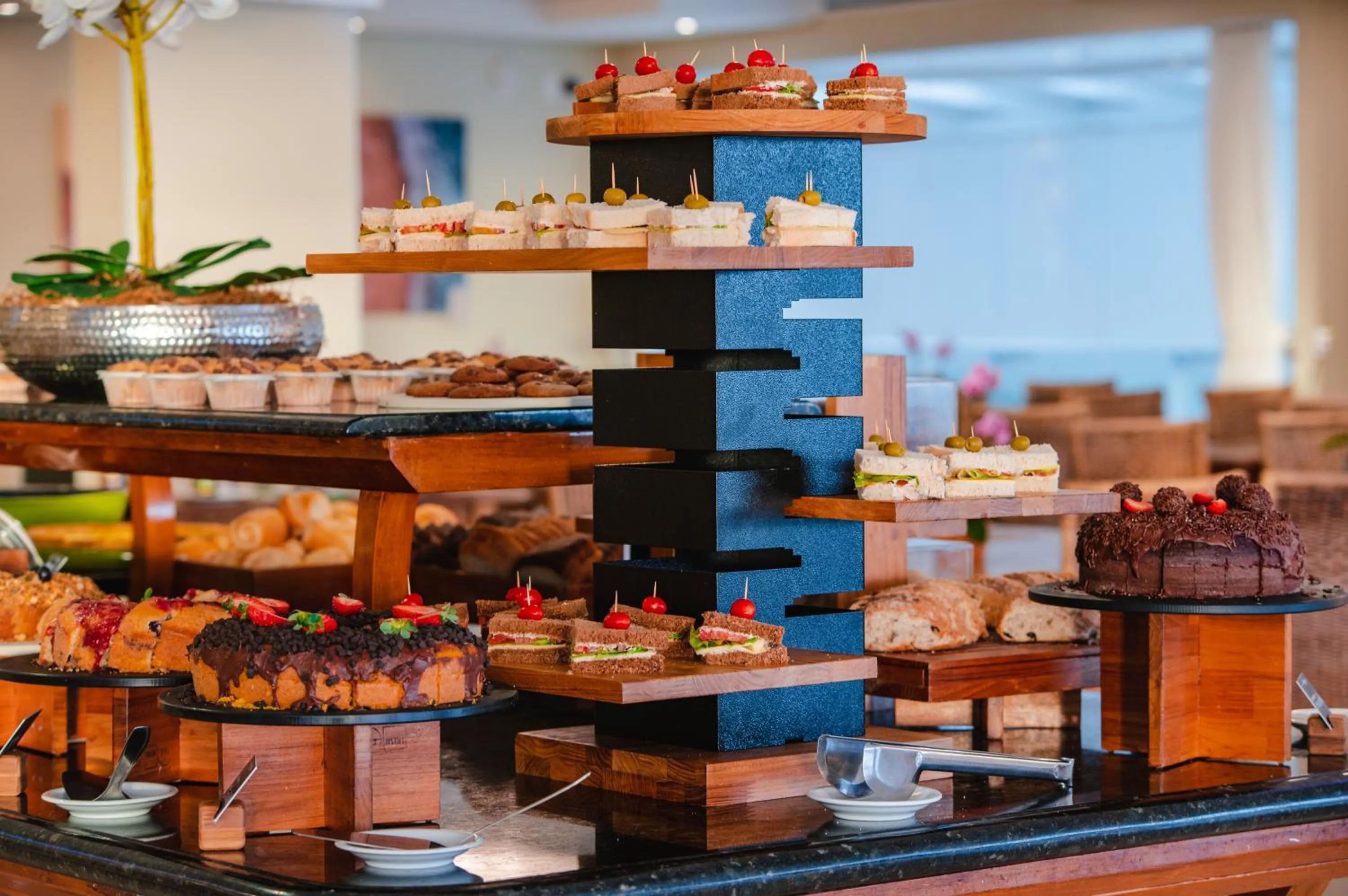 Restaurant/places to eat in Slaviero Ingleses Convention