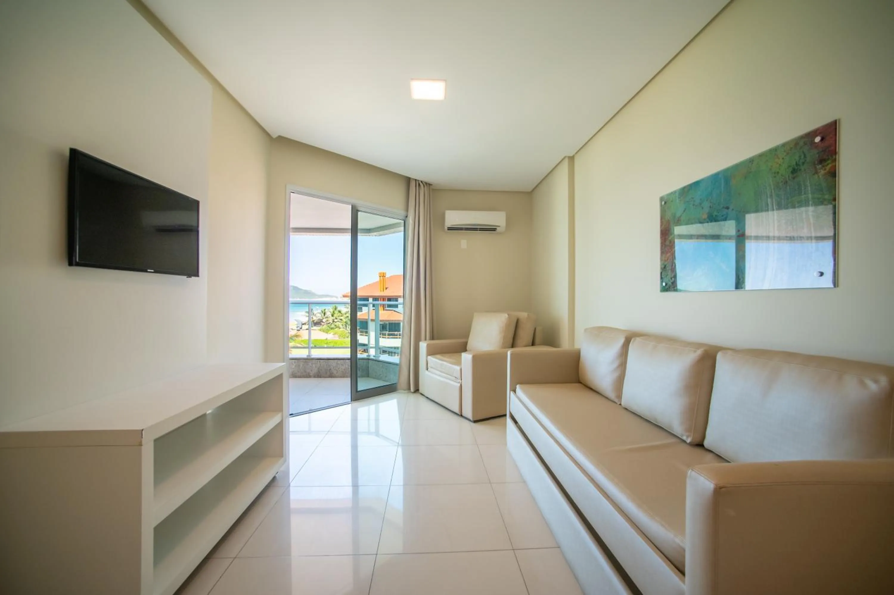 TV and multimedia in Slaviero Ingleses Convention