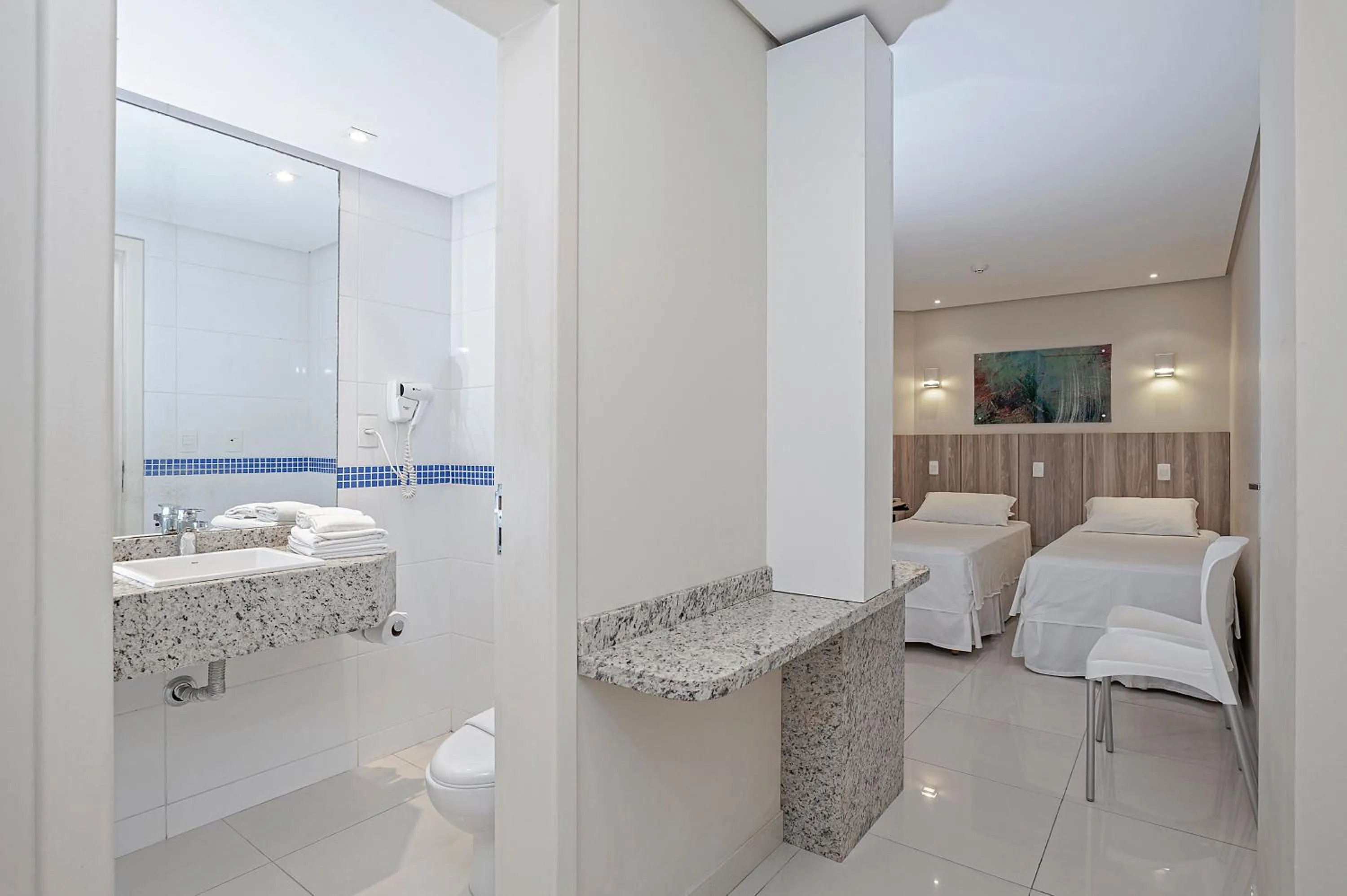 Bed in Slaviero Ingleses Convention