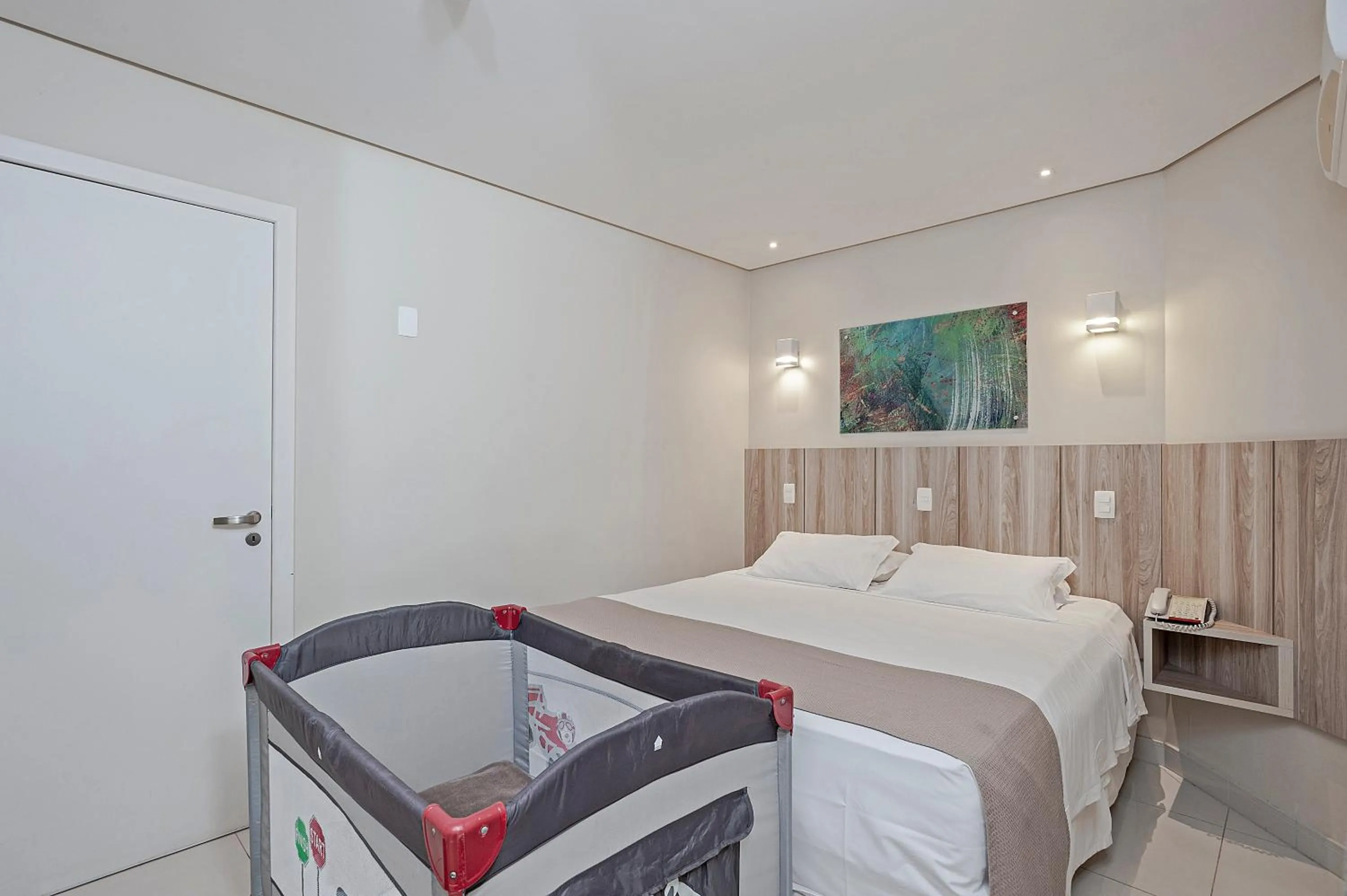 Bed in Slaviero Ingleses Convention