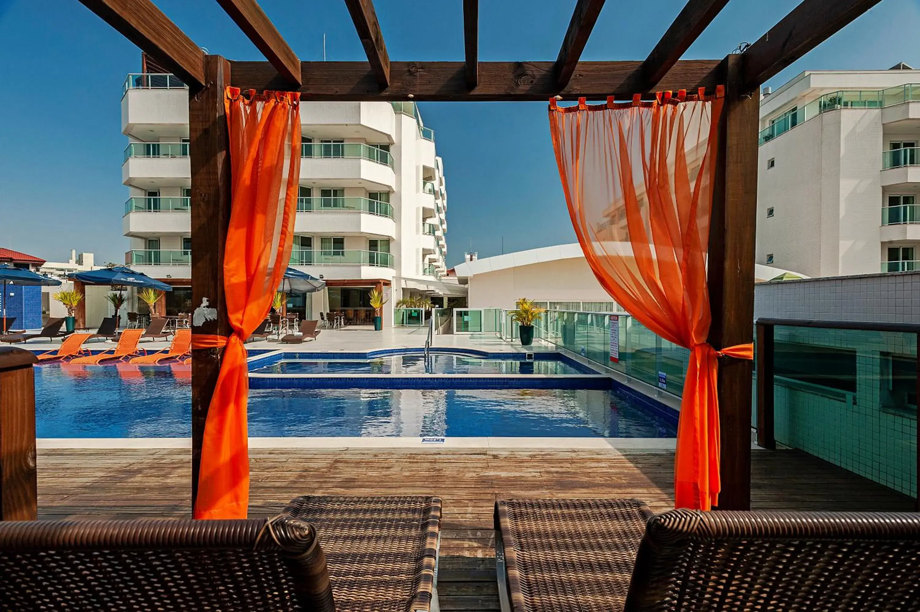 Pool view in Slaviero Ingleses Convention Pool view in Slaviero Ingleses Convention