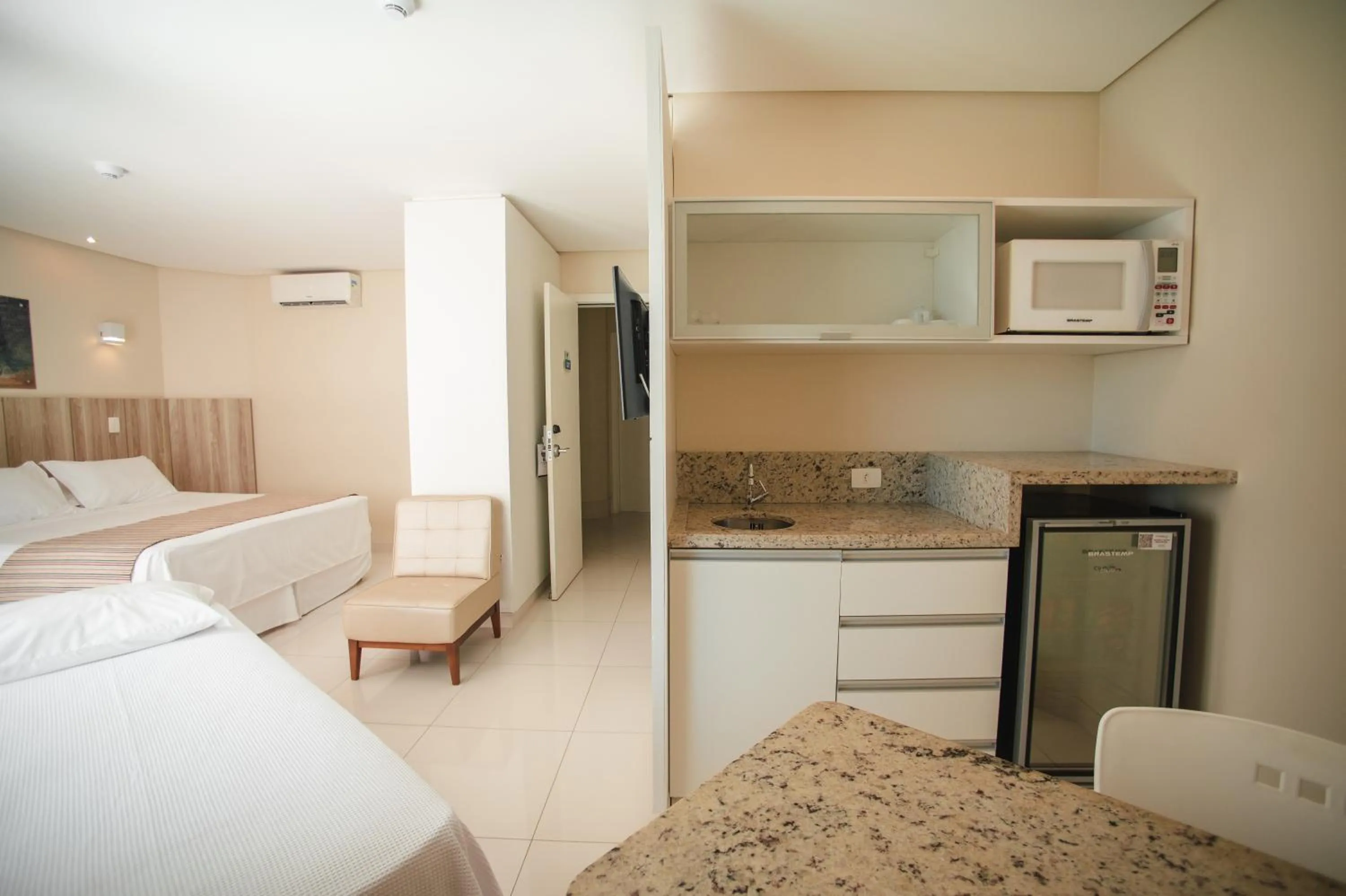 Bed in Slaviero Ingleses Convention