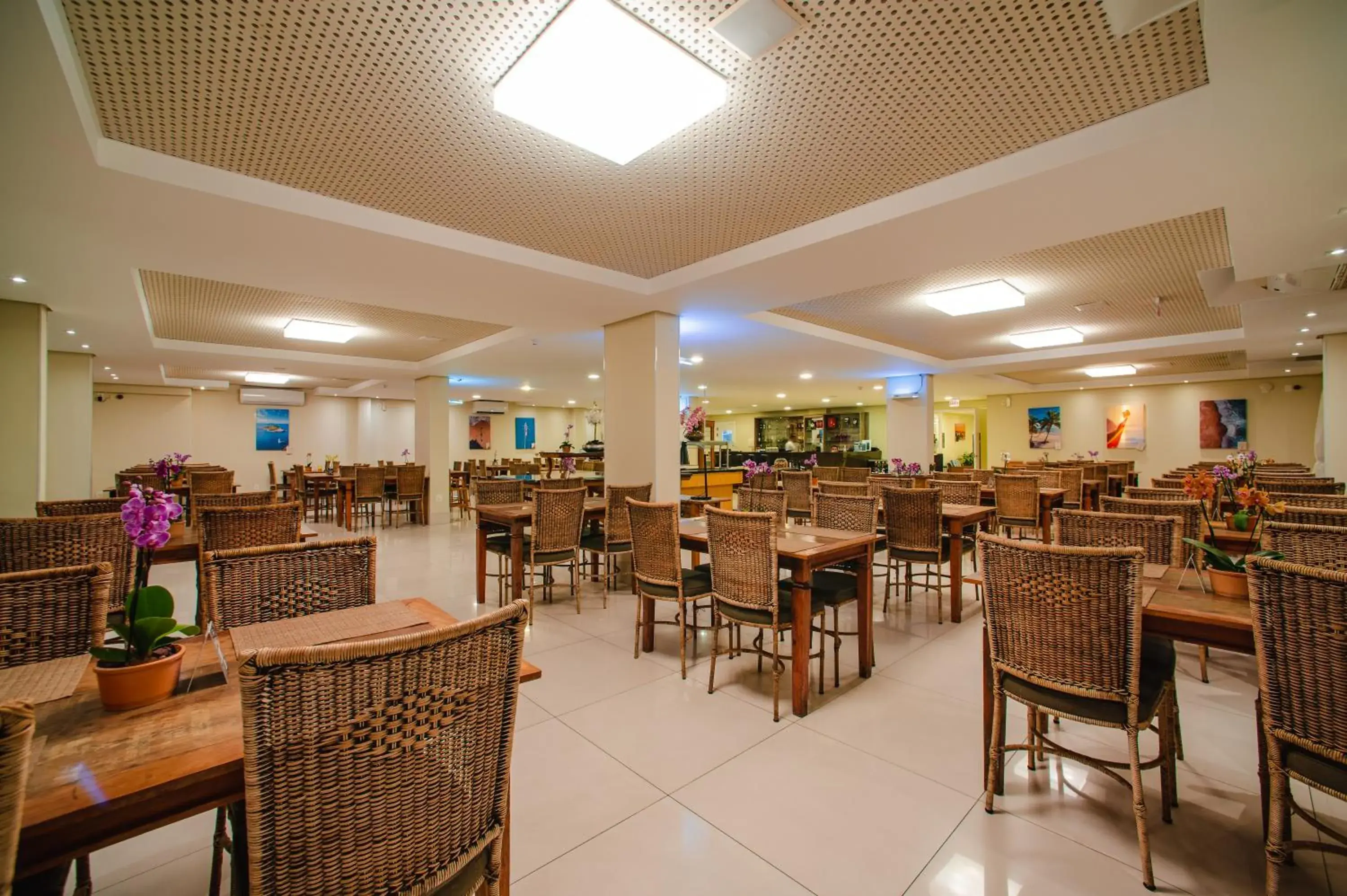 Restaurant/places to eat in Slaviero Ingleses Convention Restaurant/places to eat in Slaviero Ingleses Convention