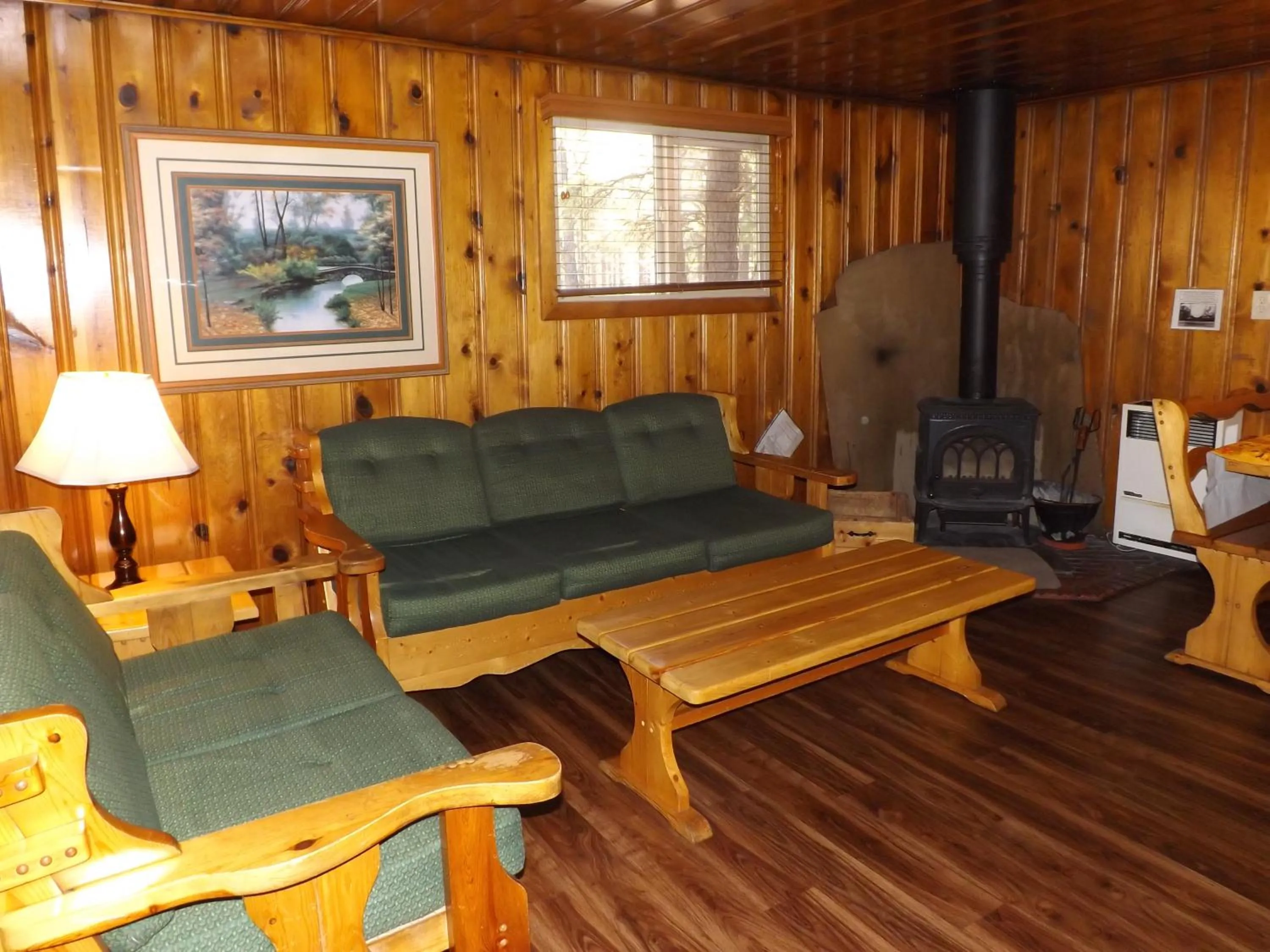 Arizona Mountain Inn & Cabins