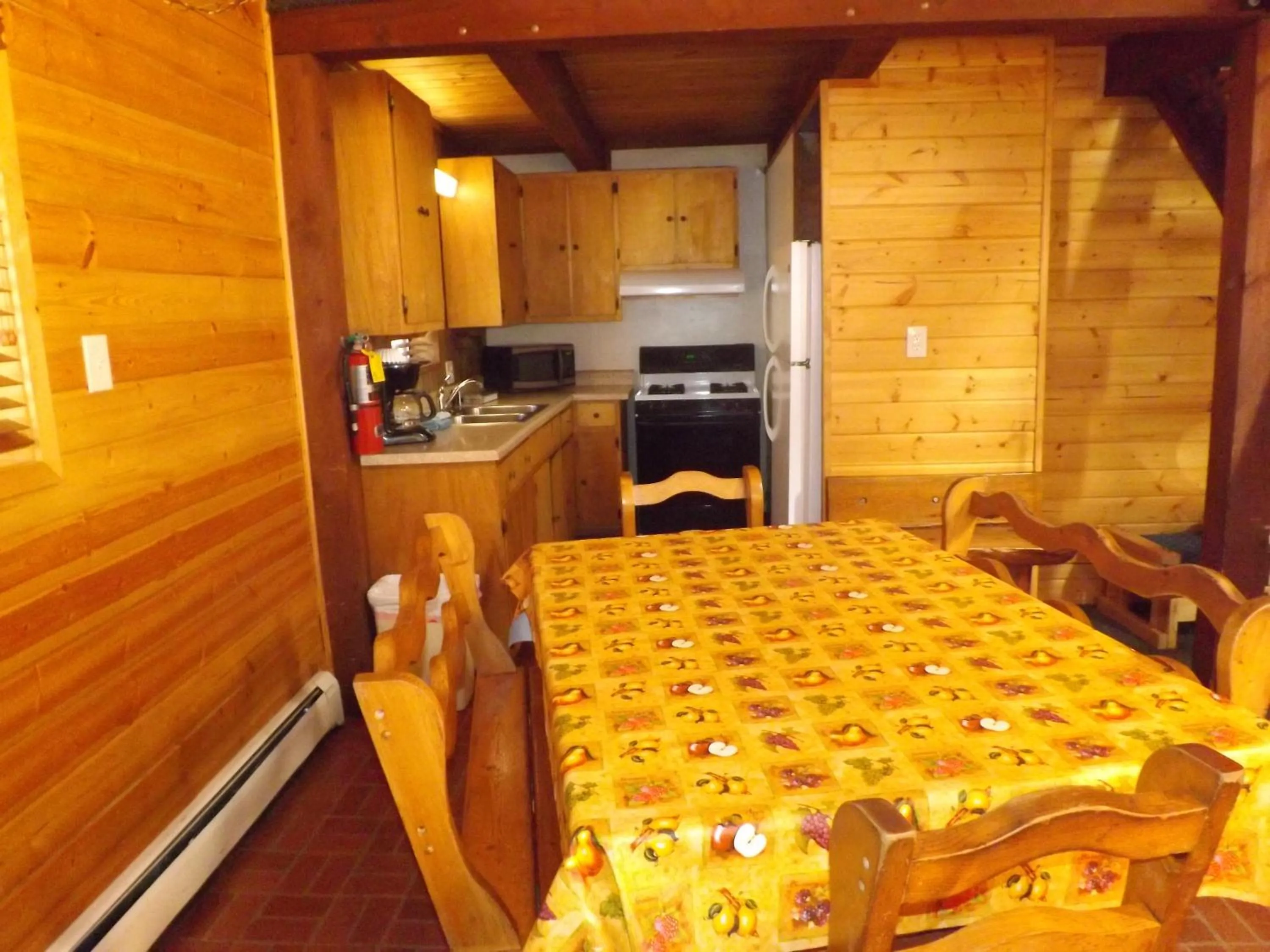 Arizona Mountain Inn & Cabins