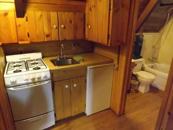 Shower in Arizona Mountain Inn & Cabins