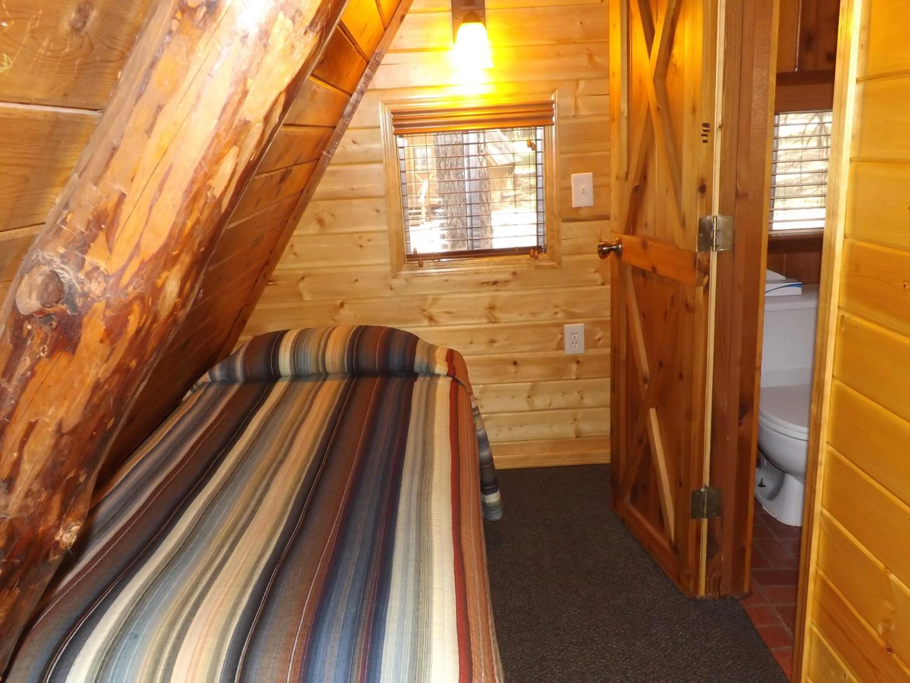 Arizona Mountain Inn & Cabins