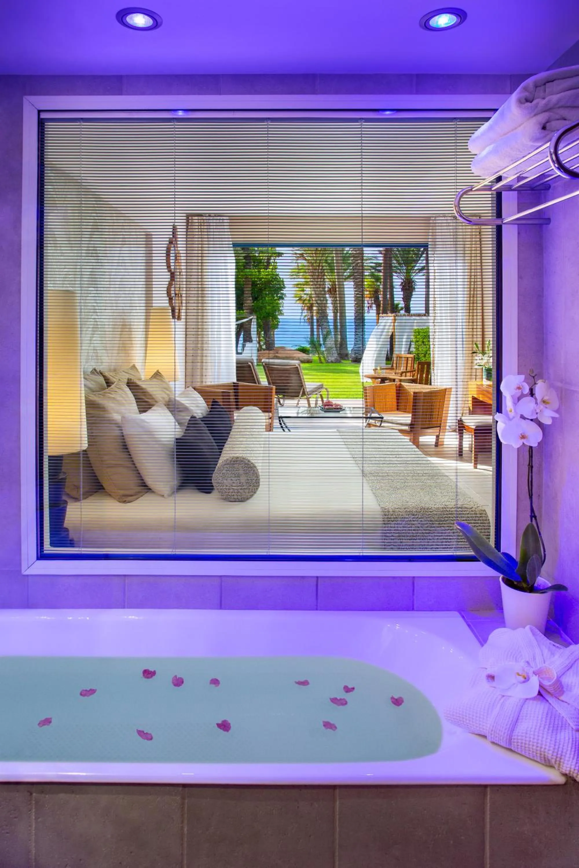 Bathroom, Bed in Azia Resort & Spa