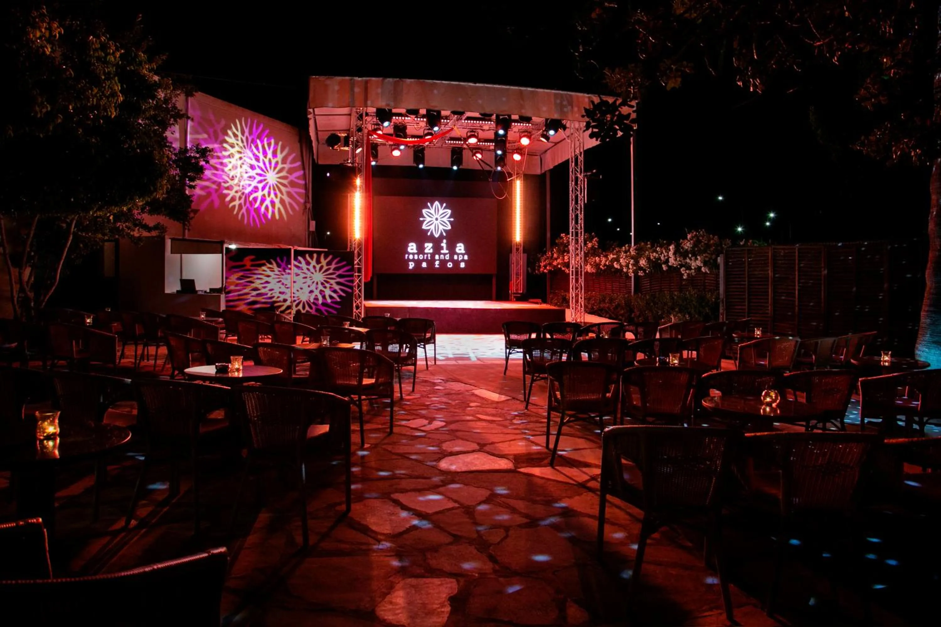 Lounge or bar in Azia Resort & Spa