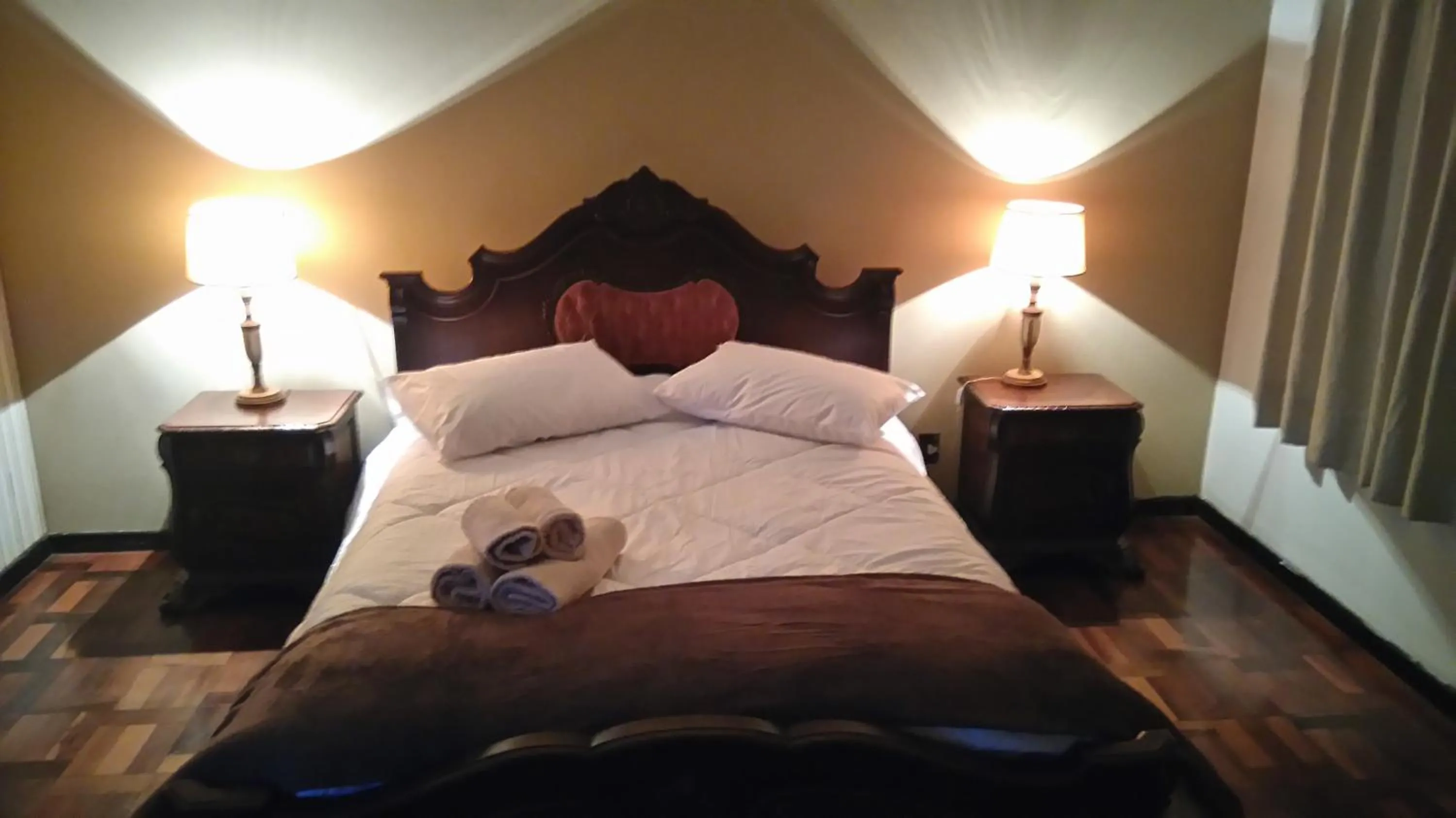 Property building, Bed in Hotel Pousada La Vierro