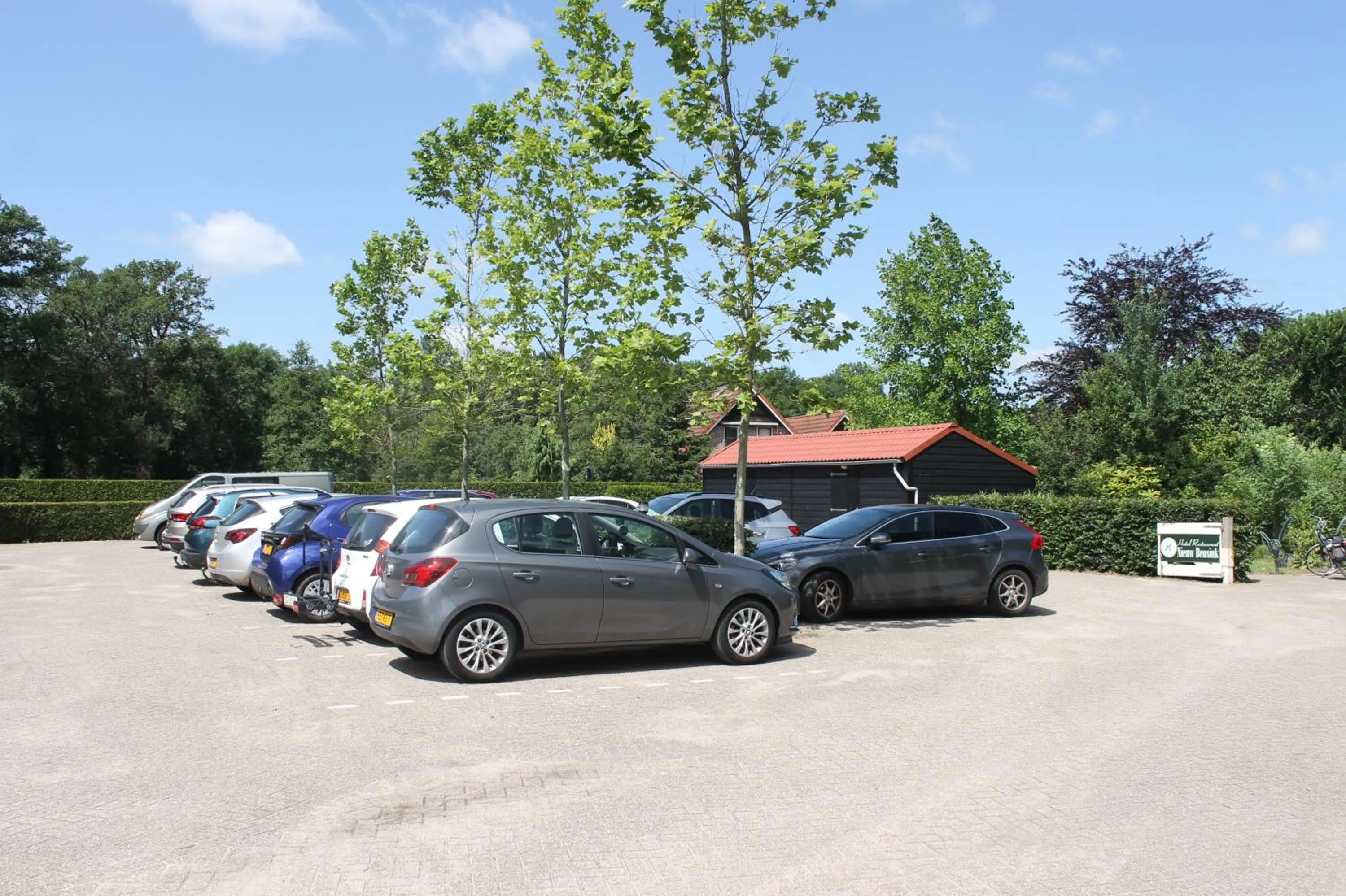 Parking in Boutique Hotel Nieuw Beusink