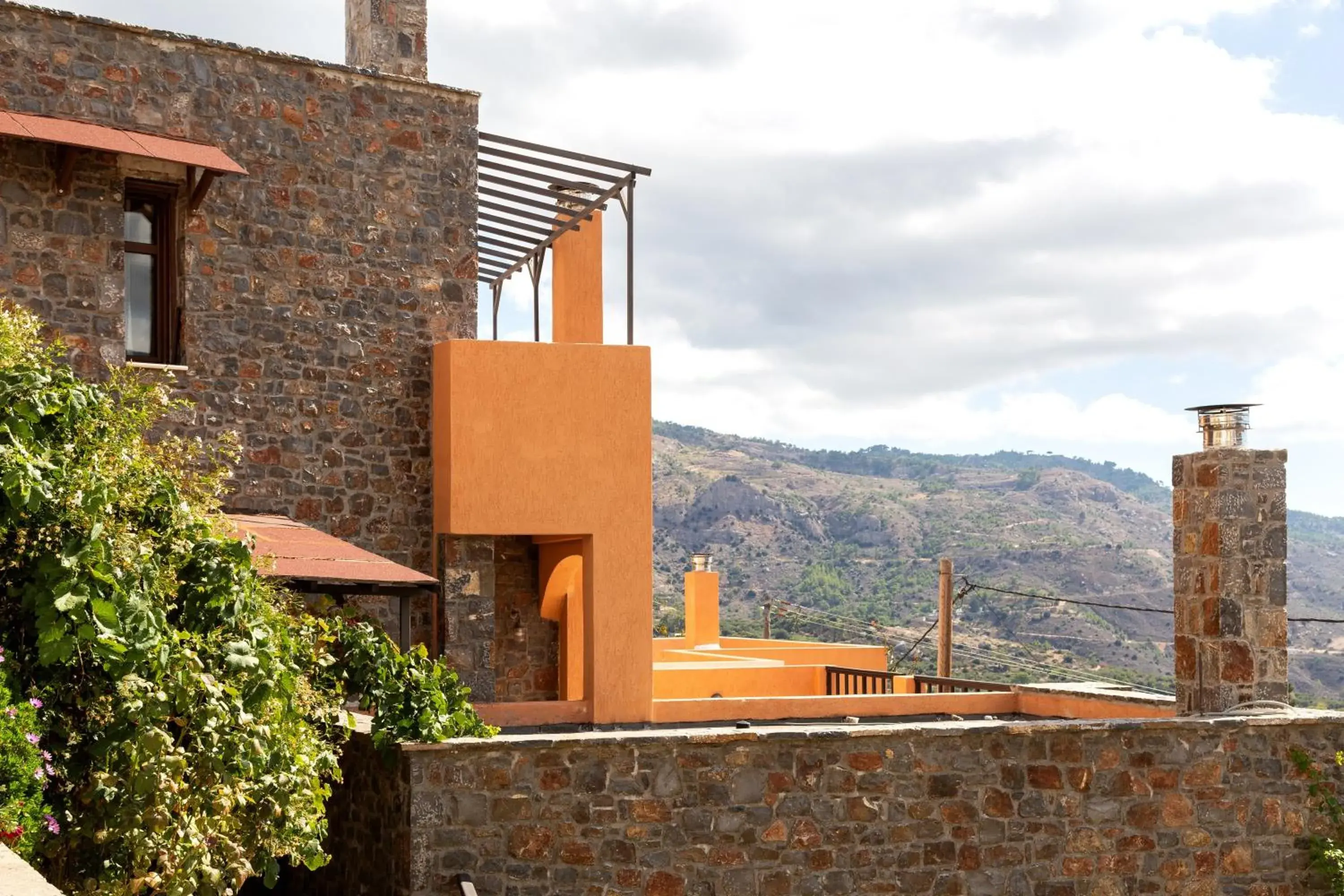 Property building in Mala Villa Property building in Mala Villa