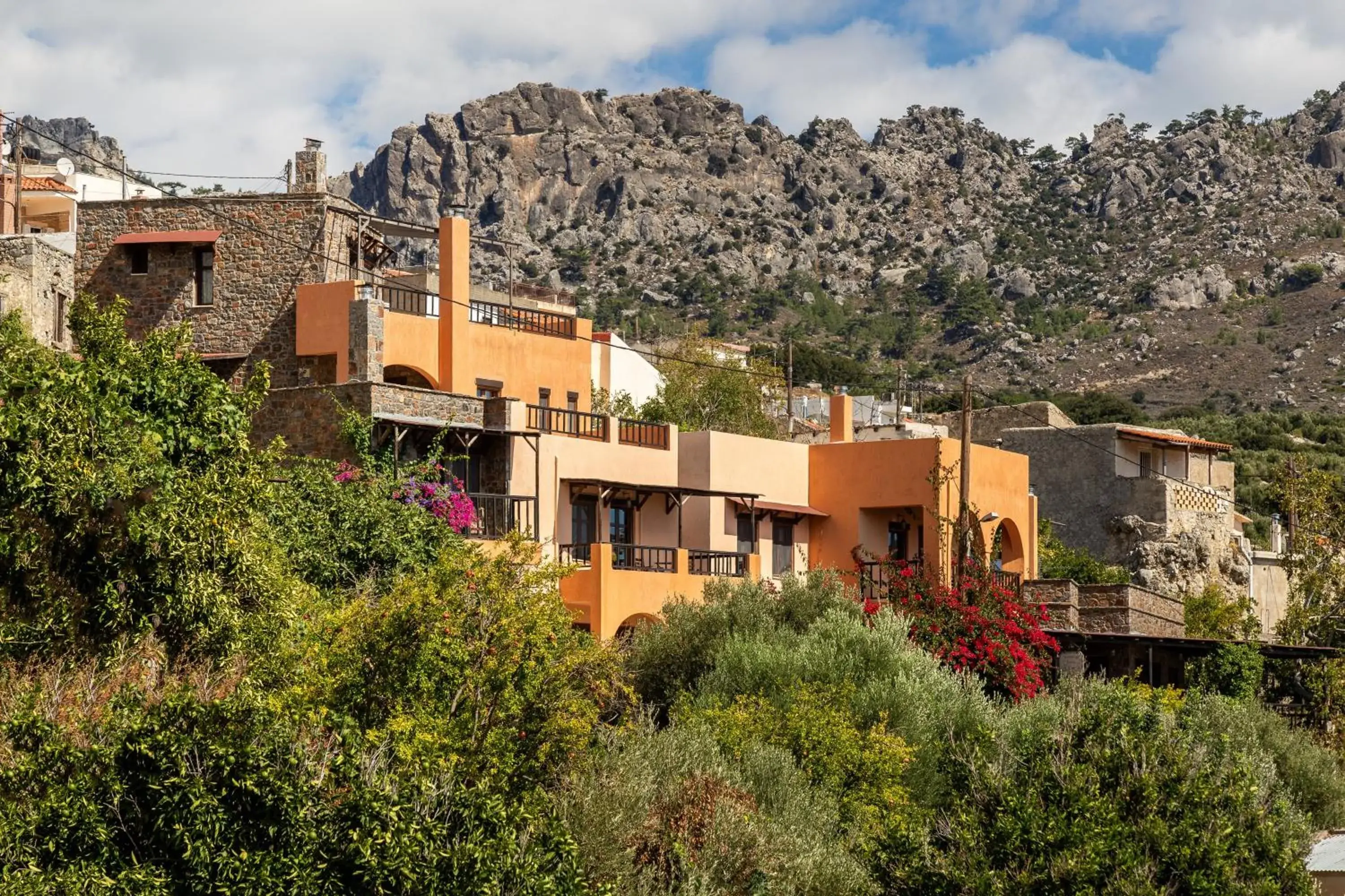 Property building in Mala Villa Property building in Mala Villa