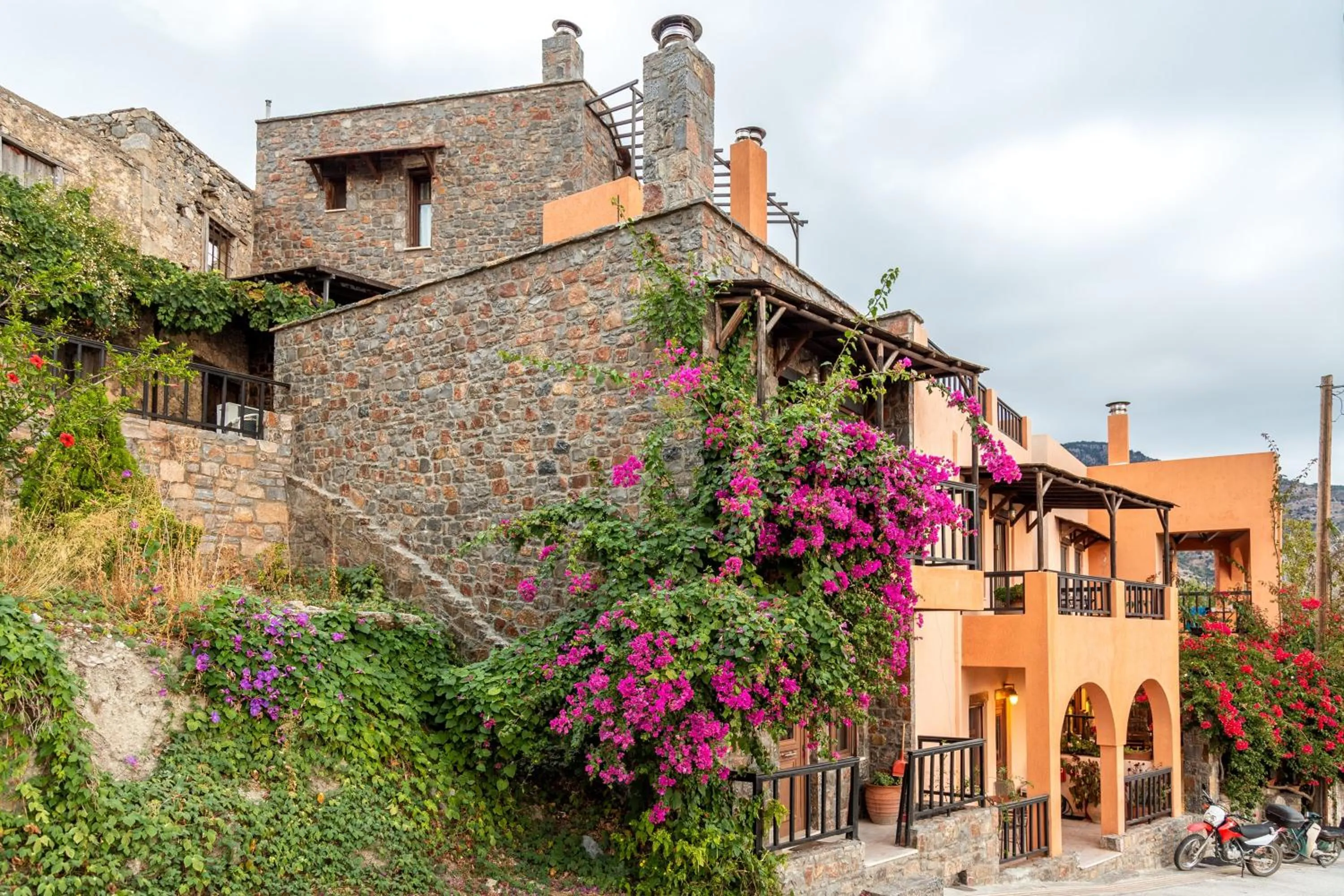 Property building in Mala Villa