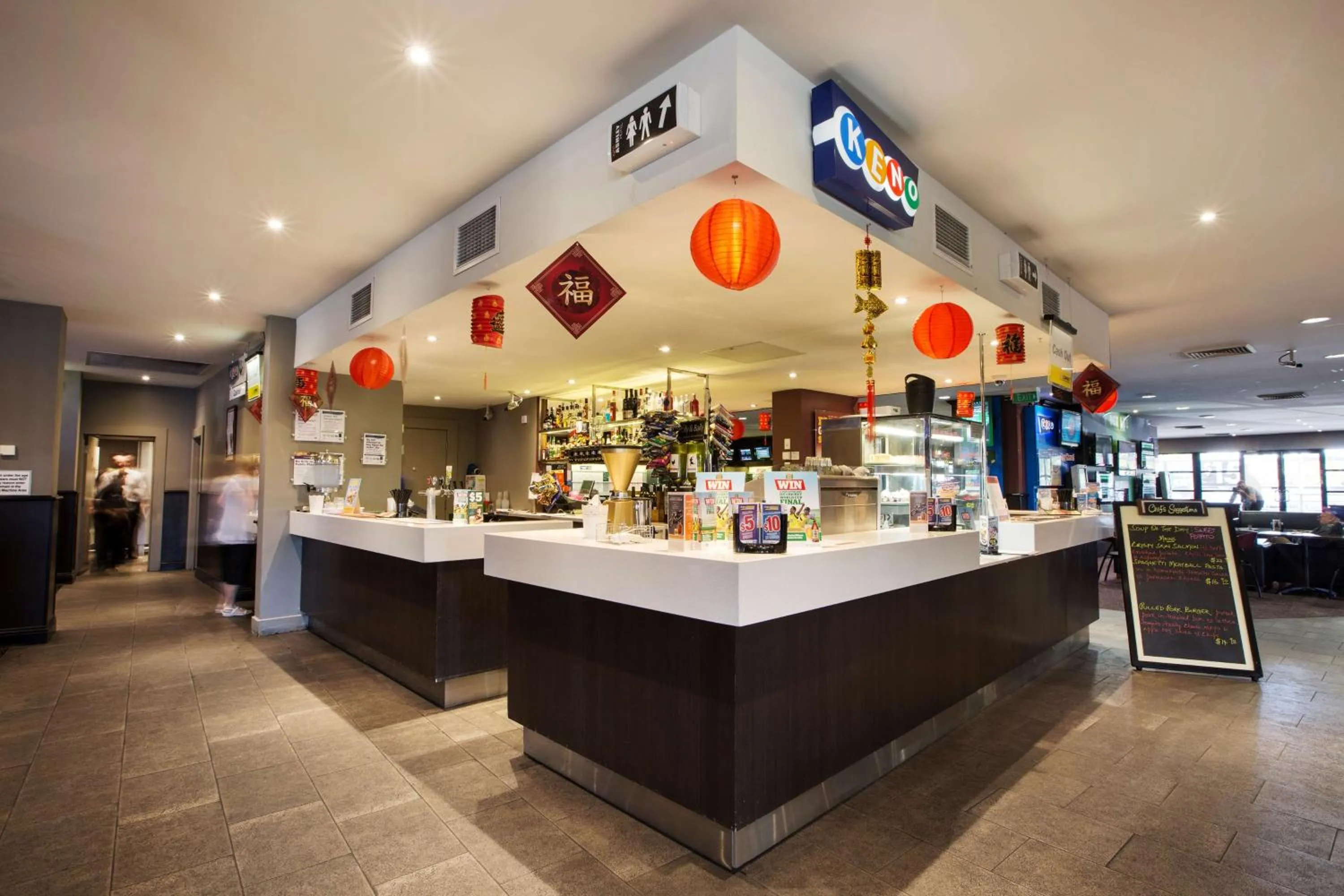 Lounge or bar in Nightcap at Ashley Hotel