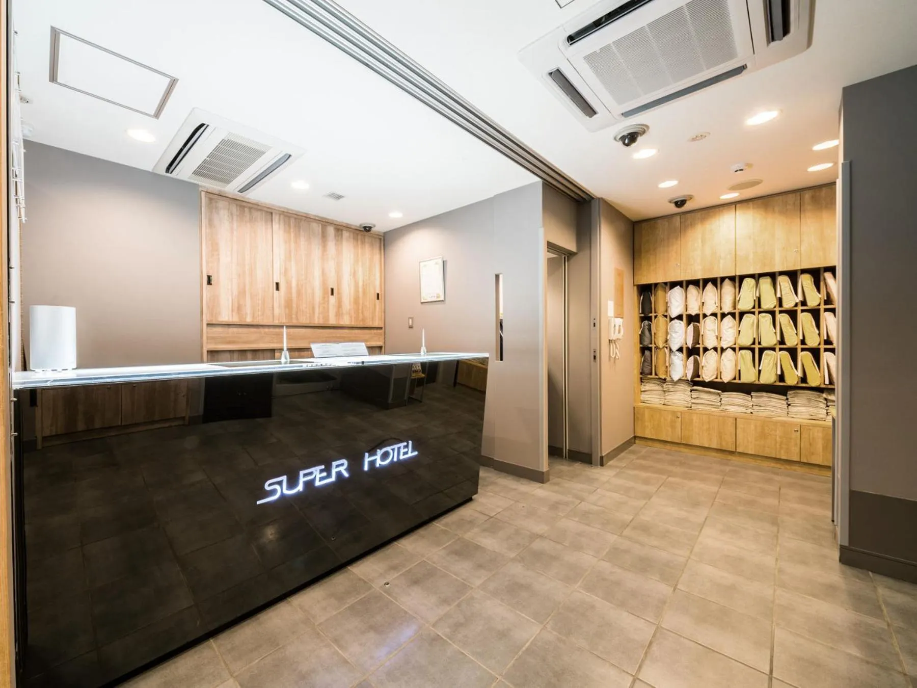Lobby or reception in SUPERHOTEL Matsumoto Oshiroguchi
