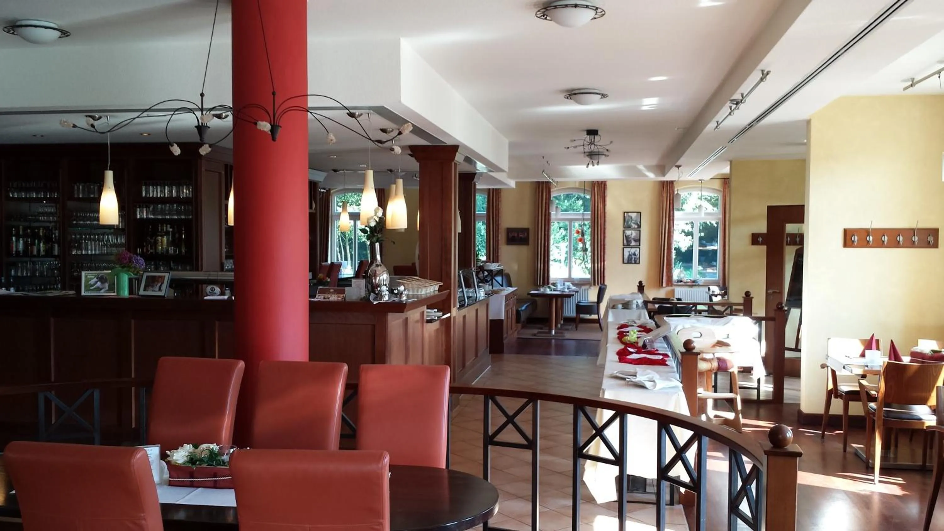 Restaurant/places to eat in Hotel Restaurant Am Pfauenhof