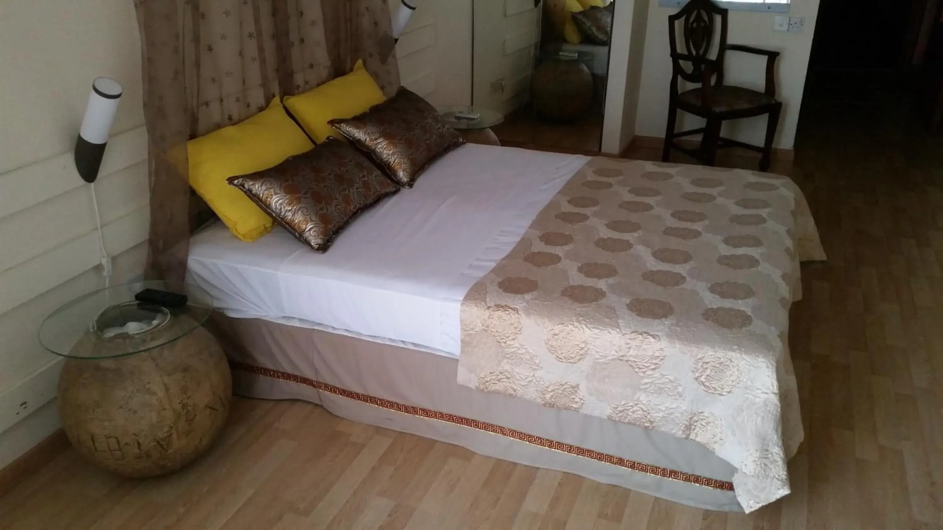 Bed in Sylva Hotel