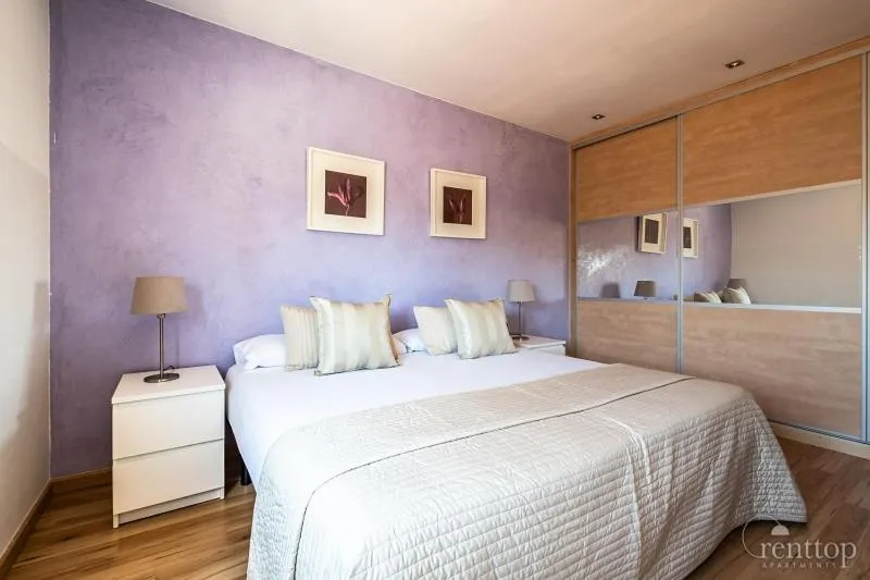 Bed in Rent Top Apartments Rambla Catalunya