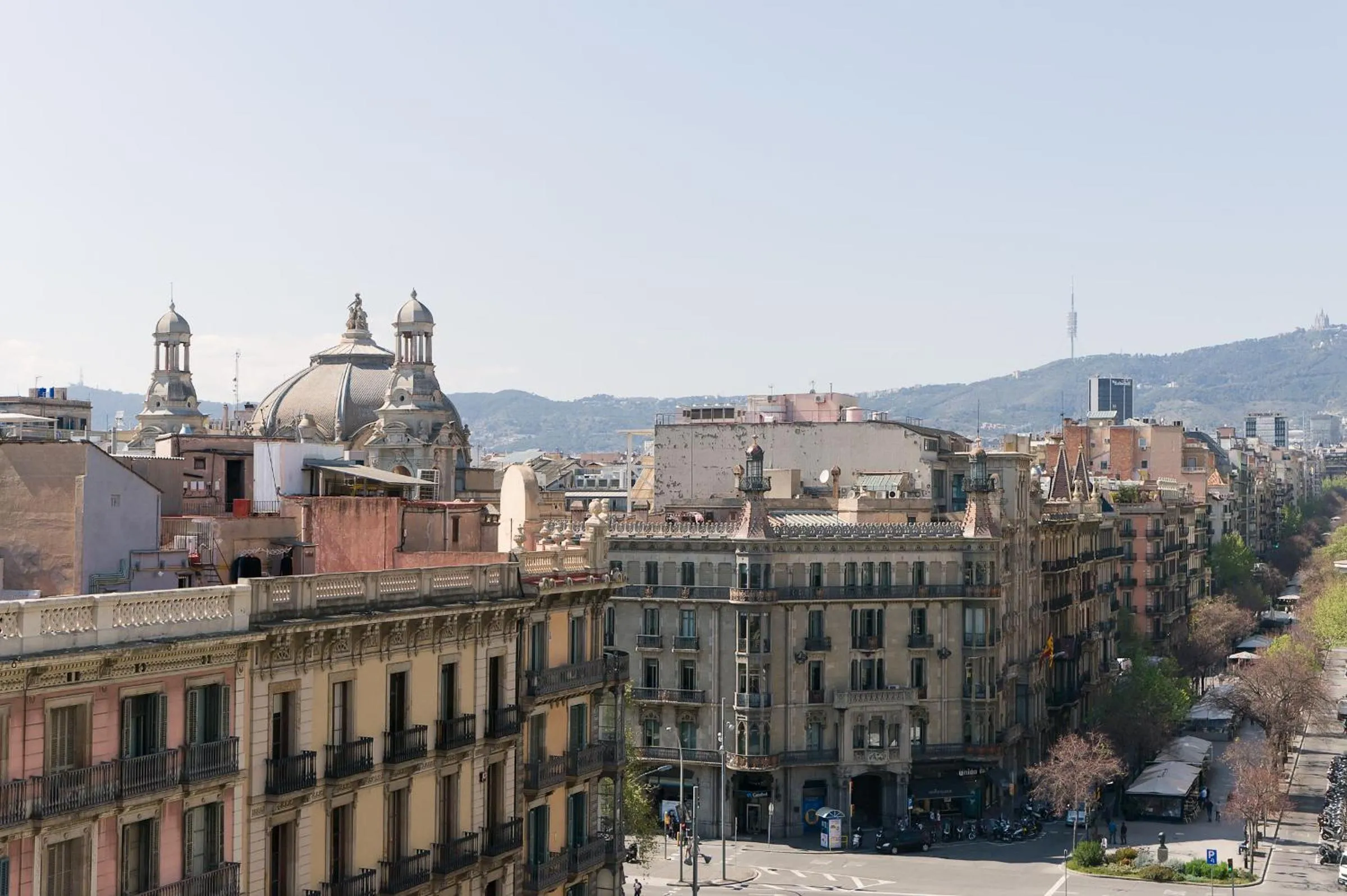 City view in Rent Top Apartments Rambla Catalunya