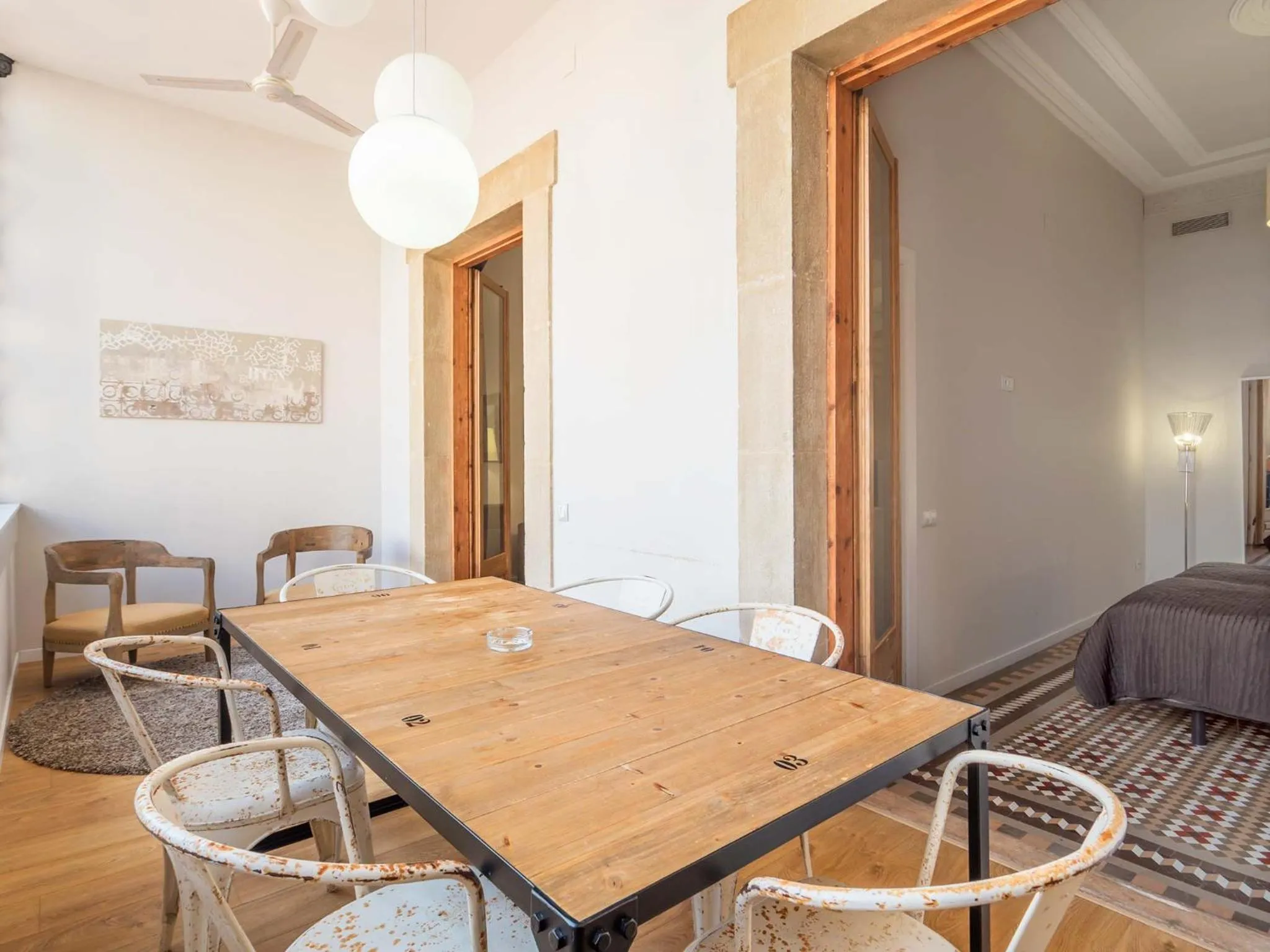 Seating area in Rent Top Apartments Rambla Catalunya