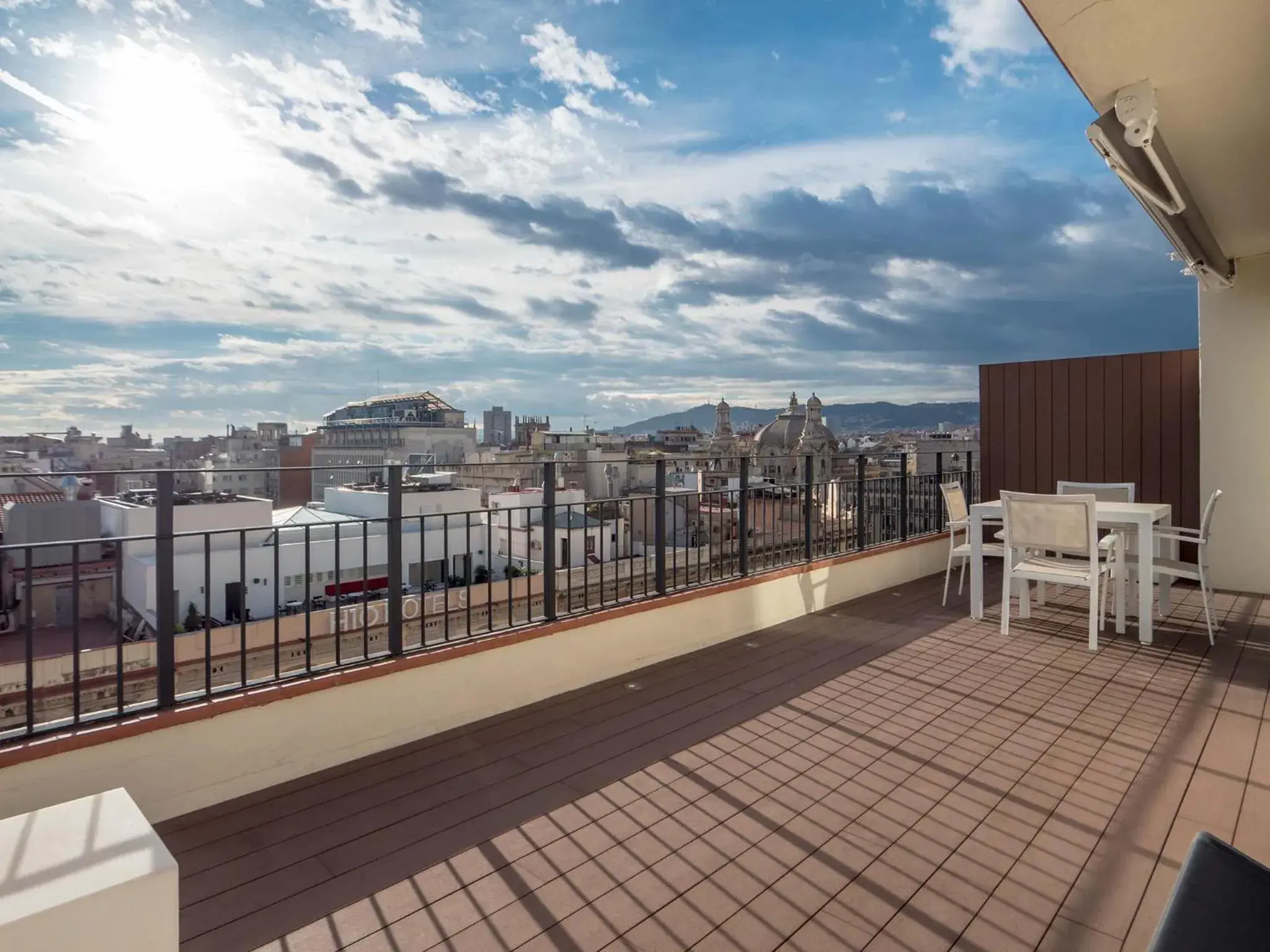 Two Bedroom Penthouse with Terrace- Rambla Catalunya in Rent Top Apartments Rambla Catalunya Two Bedroom Penthouse with Terrace- Rambla Catalunya in Rent Top Apartments Rambla Catalunya