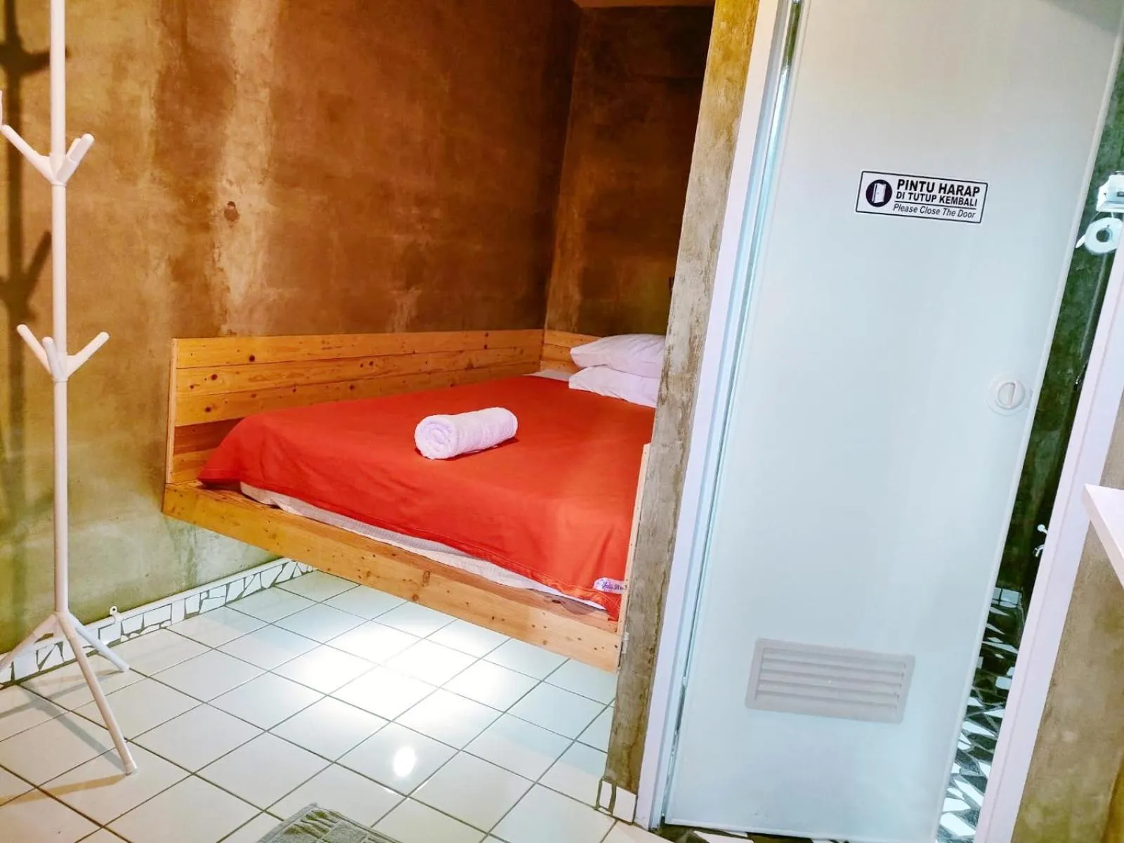 Bed in Jeng Tini Guest House