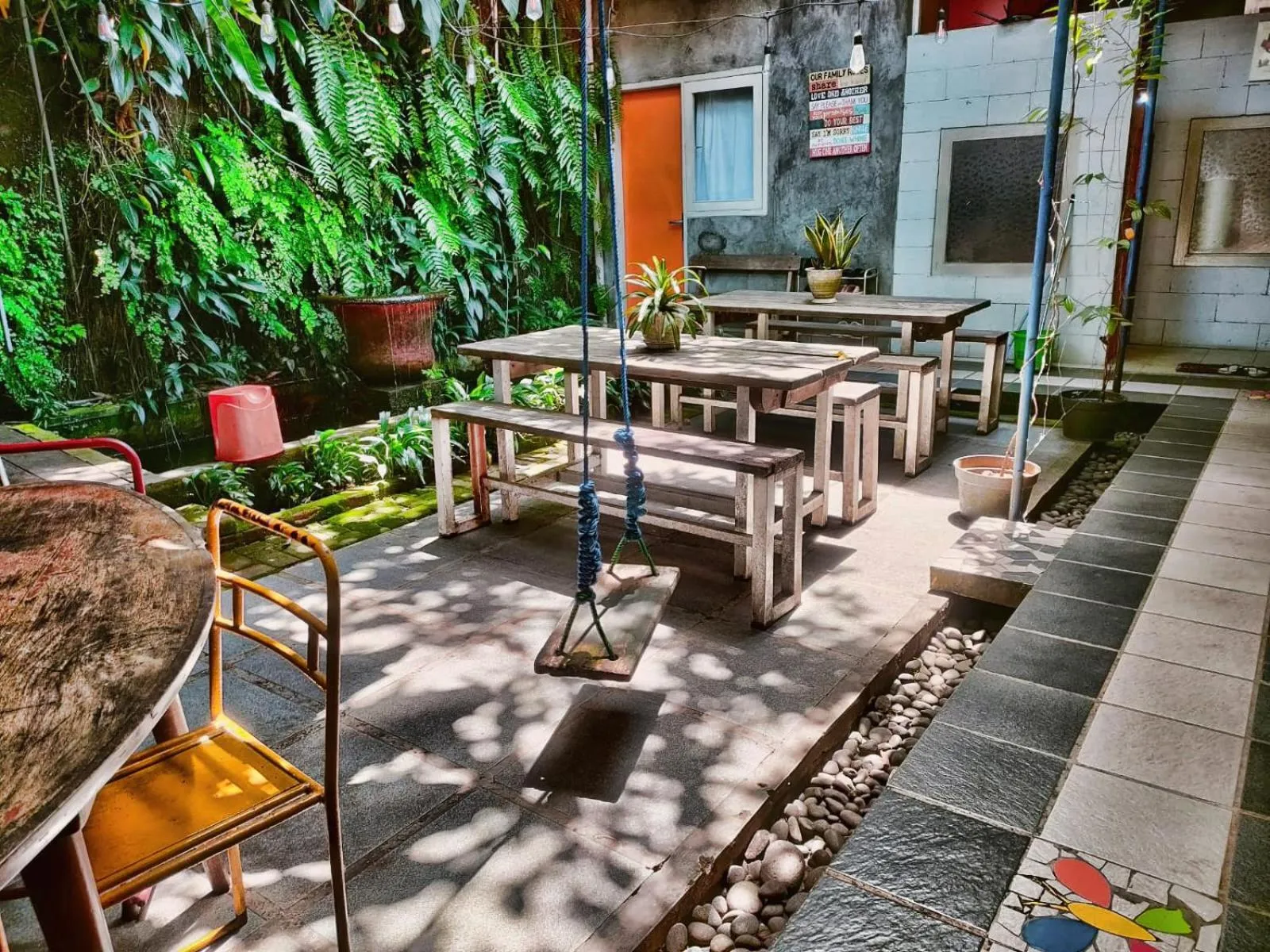 Garden in Jeng Tini Guest House