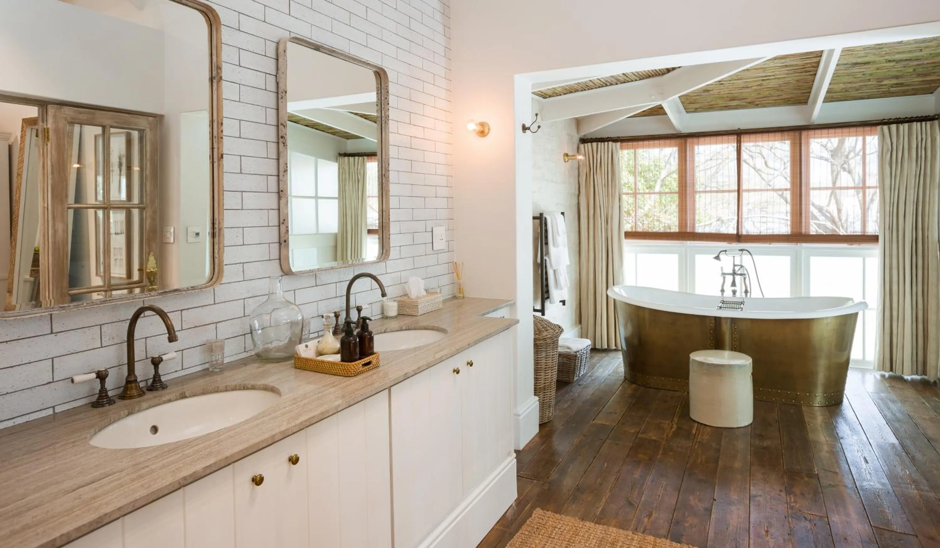 Bathroom in Akademie Street Boutique Hotel
