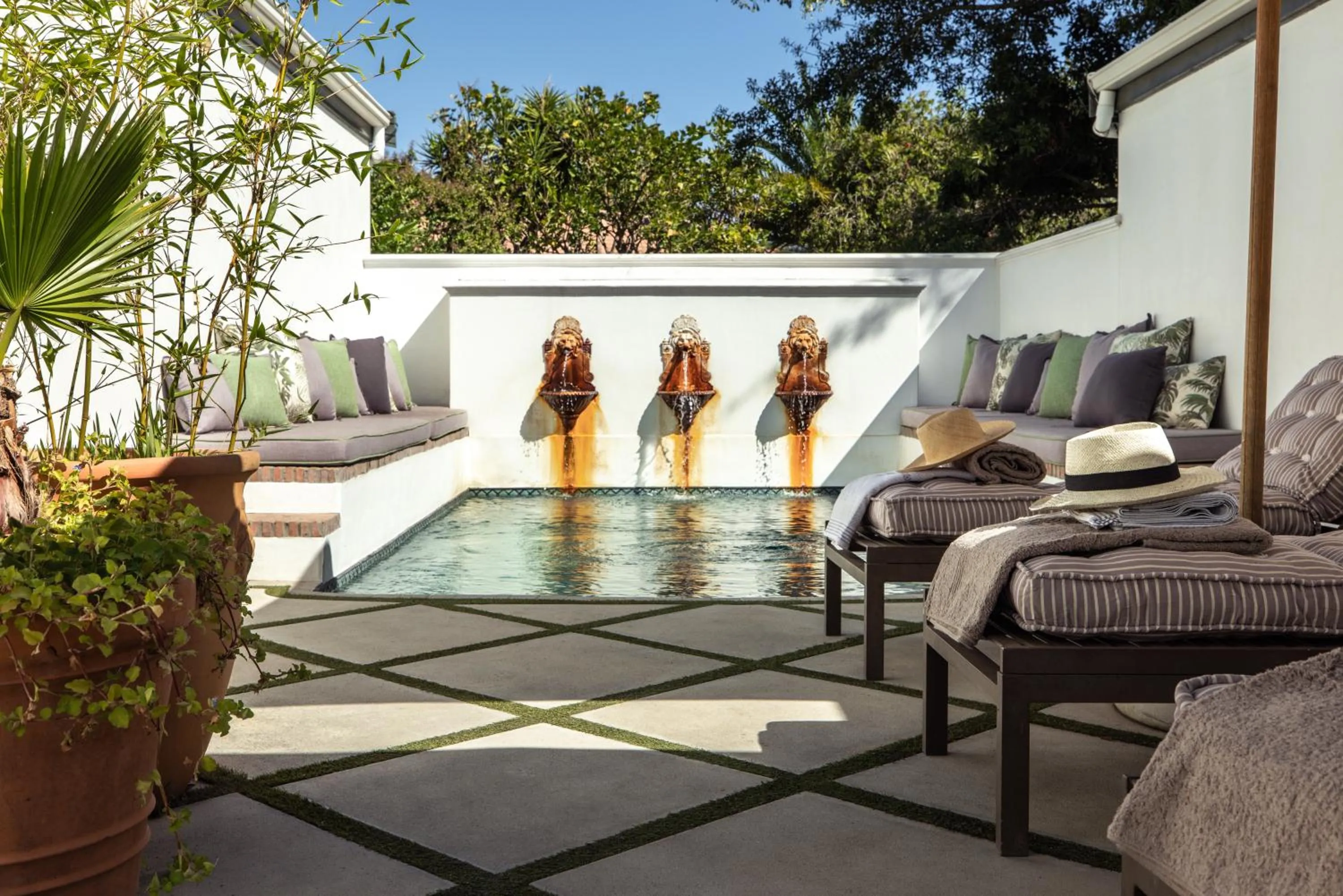 Swimming pool in Akademie Street Boutique Hotel