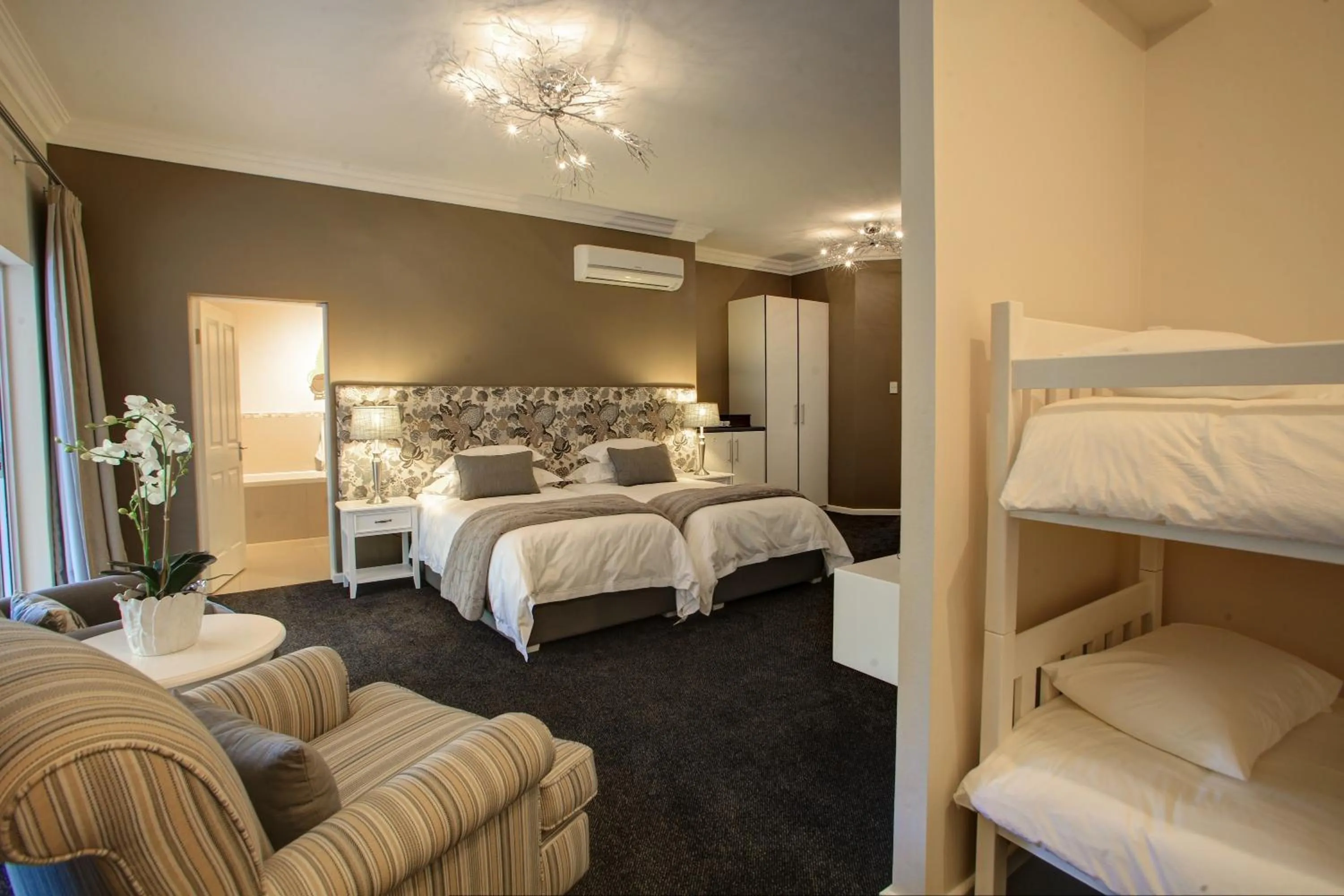 Photo of the whole room, Bed in Cinnamon Boutique Guest House