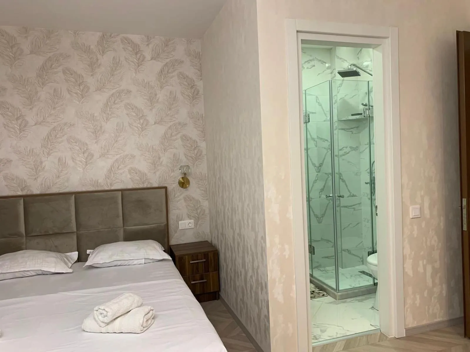 Home Plus Apartments