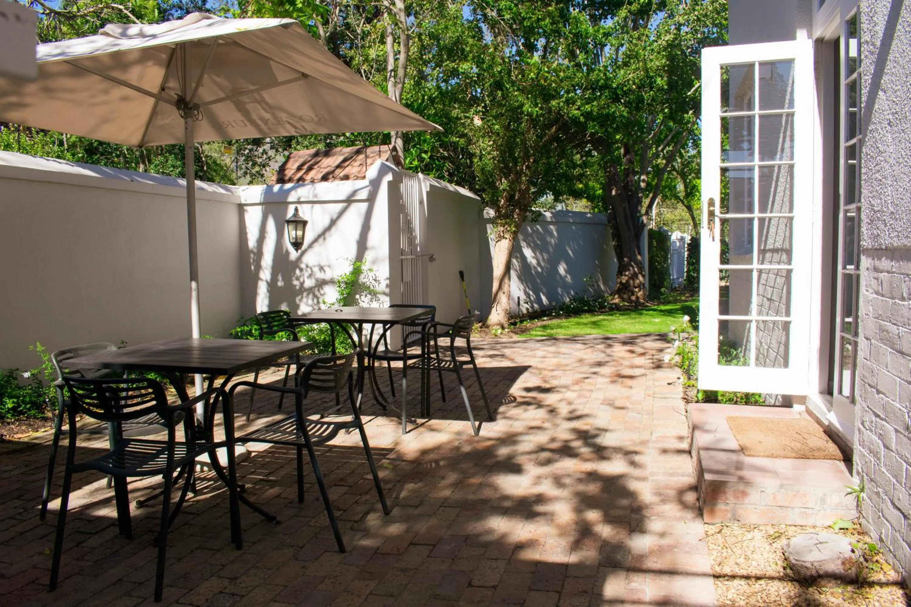 Property building in Rozenburg Guest House