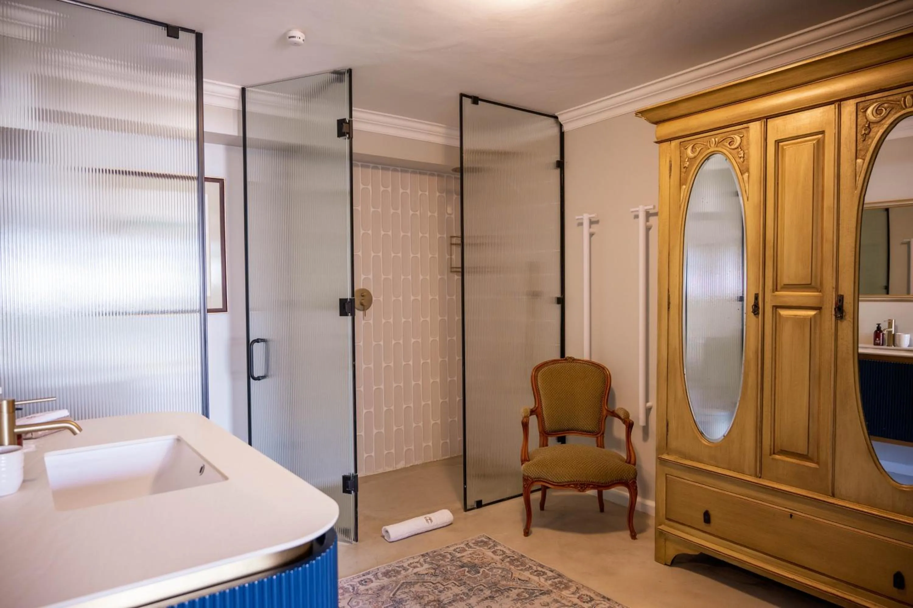 Shower in Rozenburg Guest House