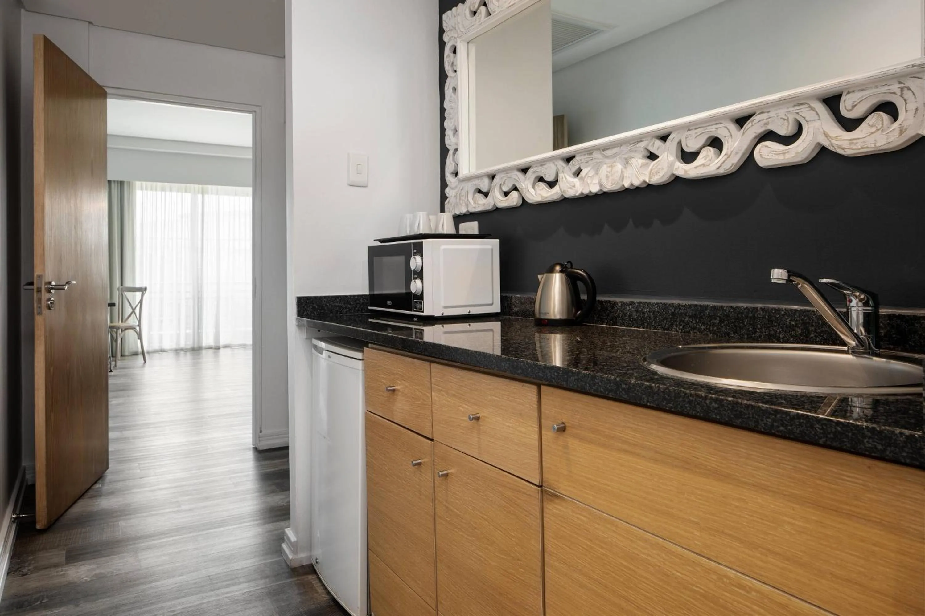 Kitchen or kitchenette in Protea Hotel Fire & Ice! by Marriott Durban Umhlanga Ridge