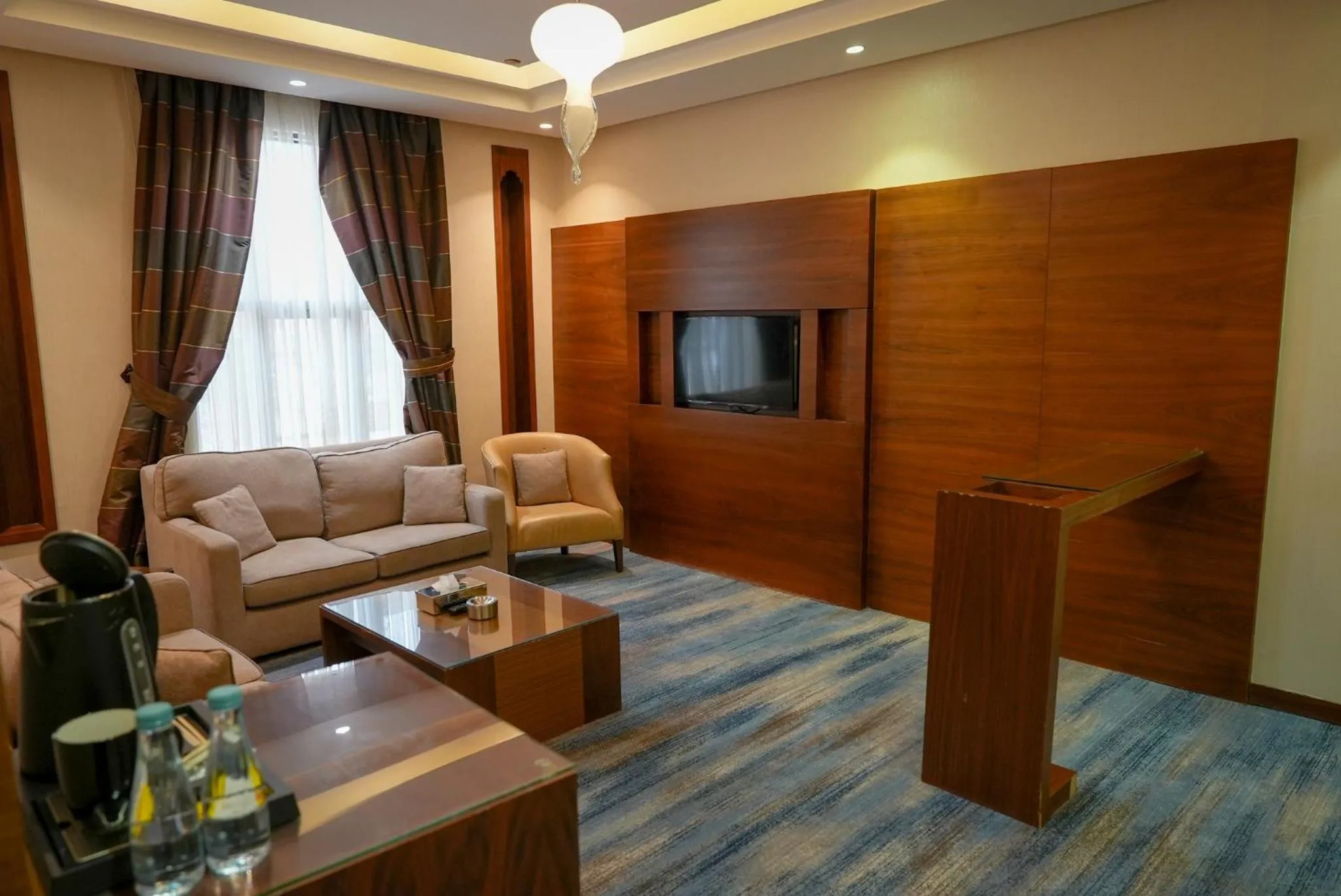 TV and multimedia in Palm Boutique Hotel