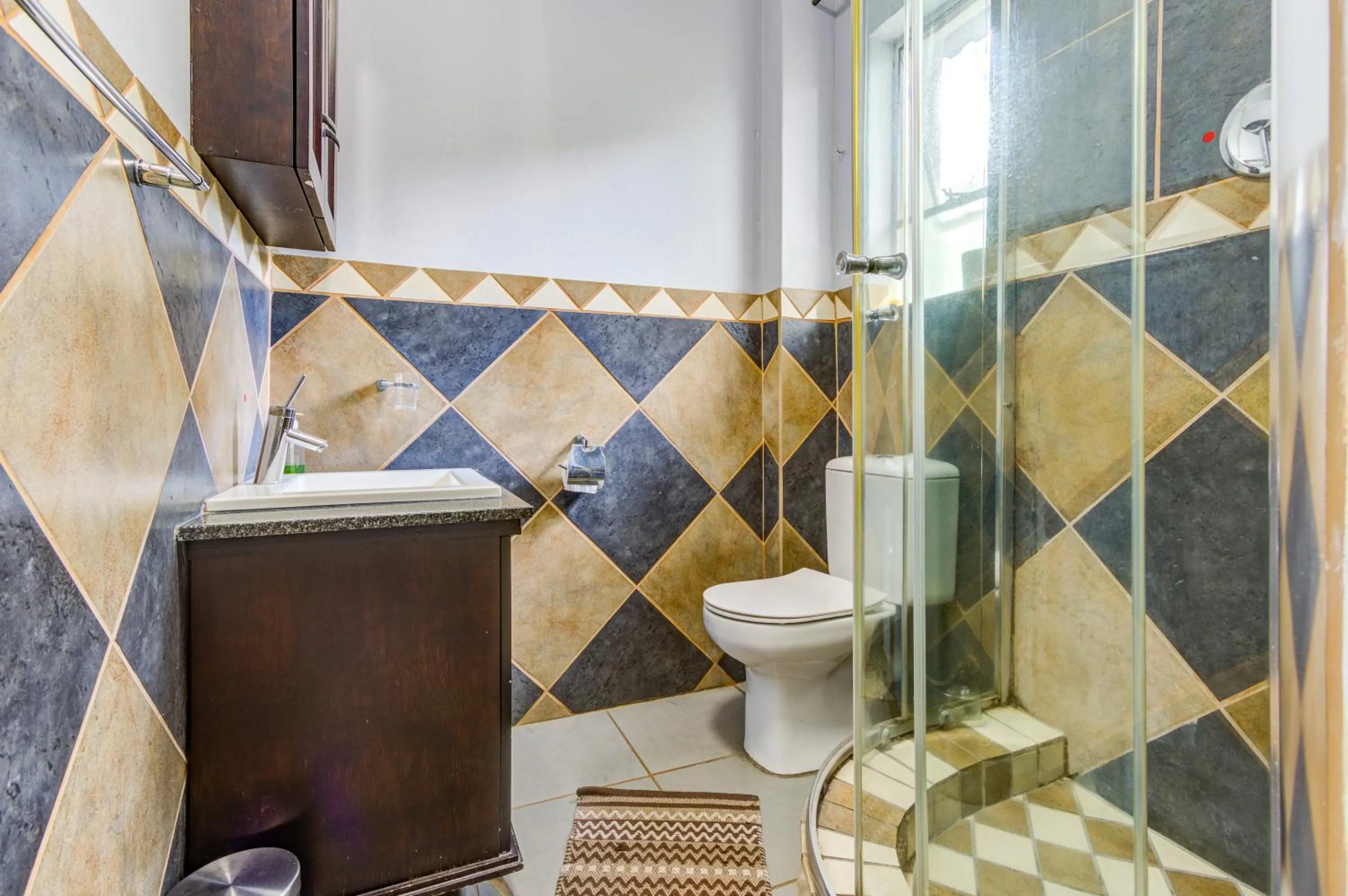 Africa Footprints Lodge Kempton Park