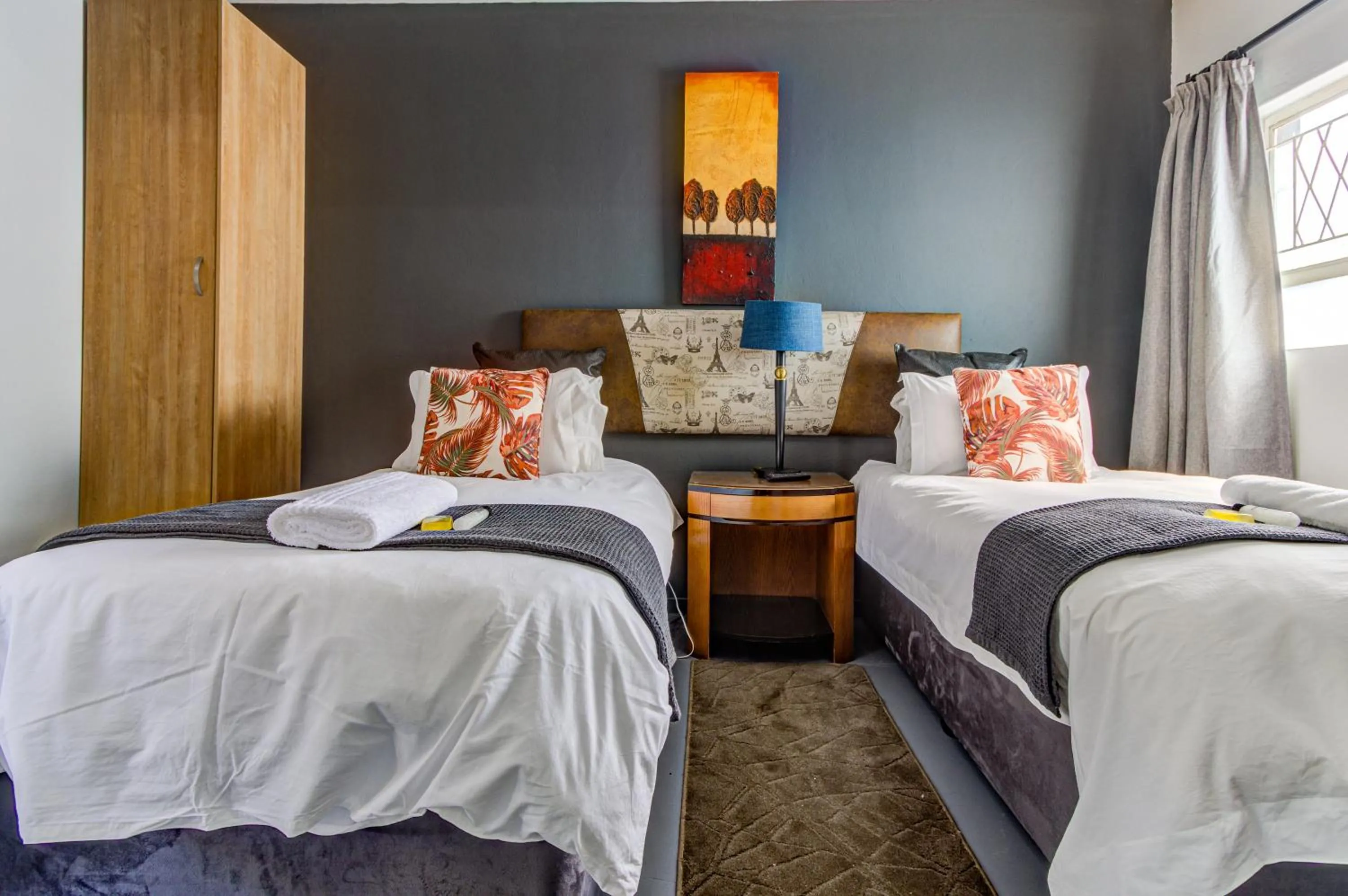 Bed in Africa Footprints Lodge Kempton Park