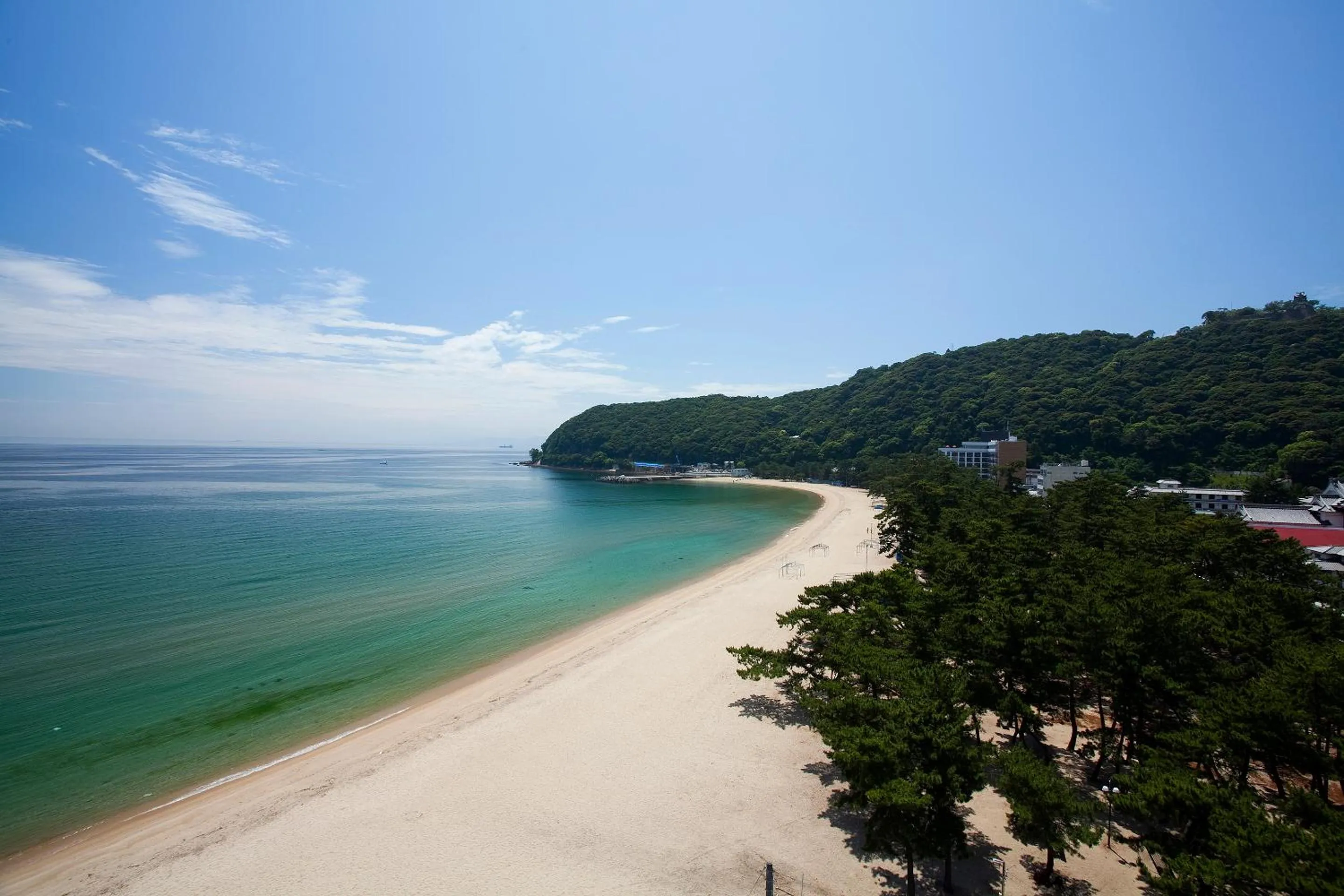 Beach in Harbor Hotel Kaigetsu