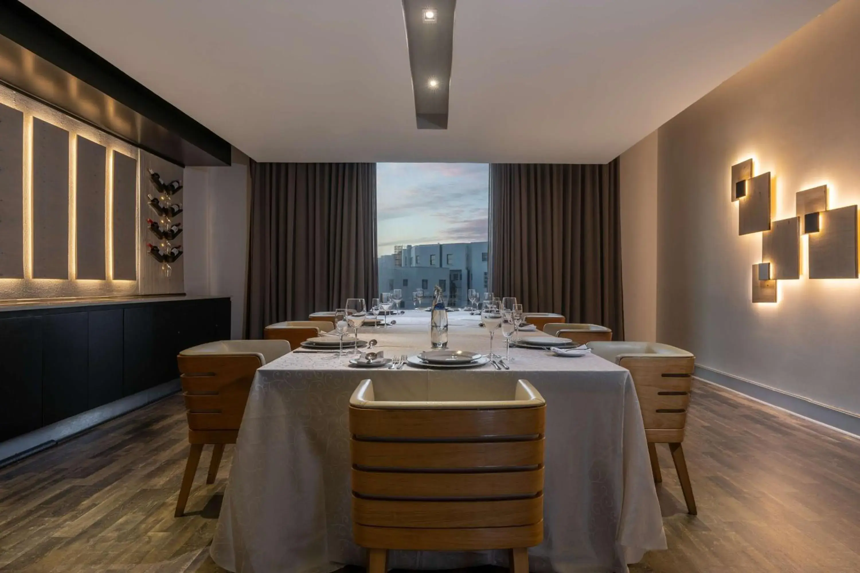 Restaurant/places to eat in Radisson Blu Hotel, Port Elizabeth Restaurant/places to eat in Radisson Blu Hotel, Port Elizabeth