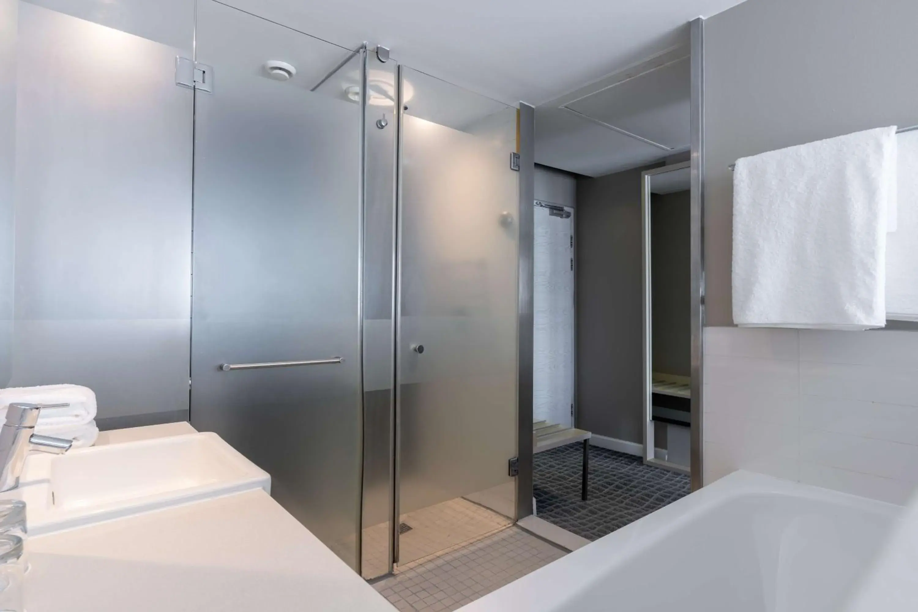 Bathroom in Radisson Blu Hotel, Port Elizabeth Bathroom in Radisson Blu Hotel, Port Elizabeth