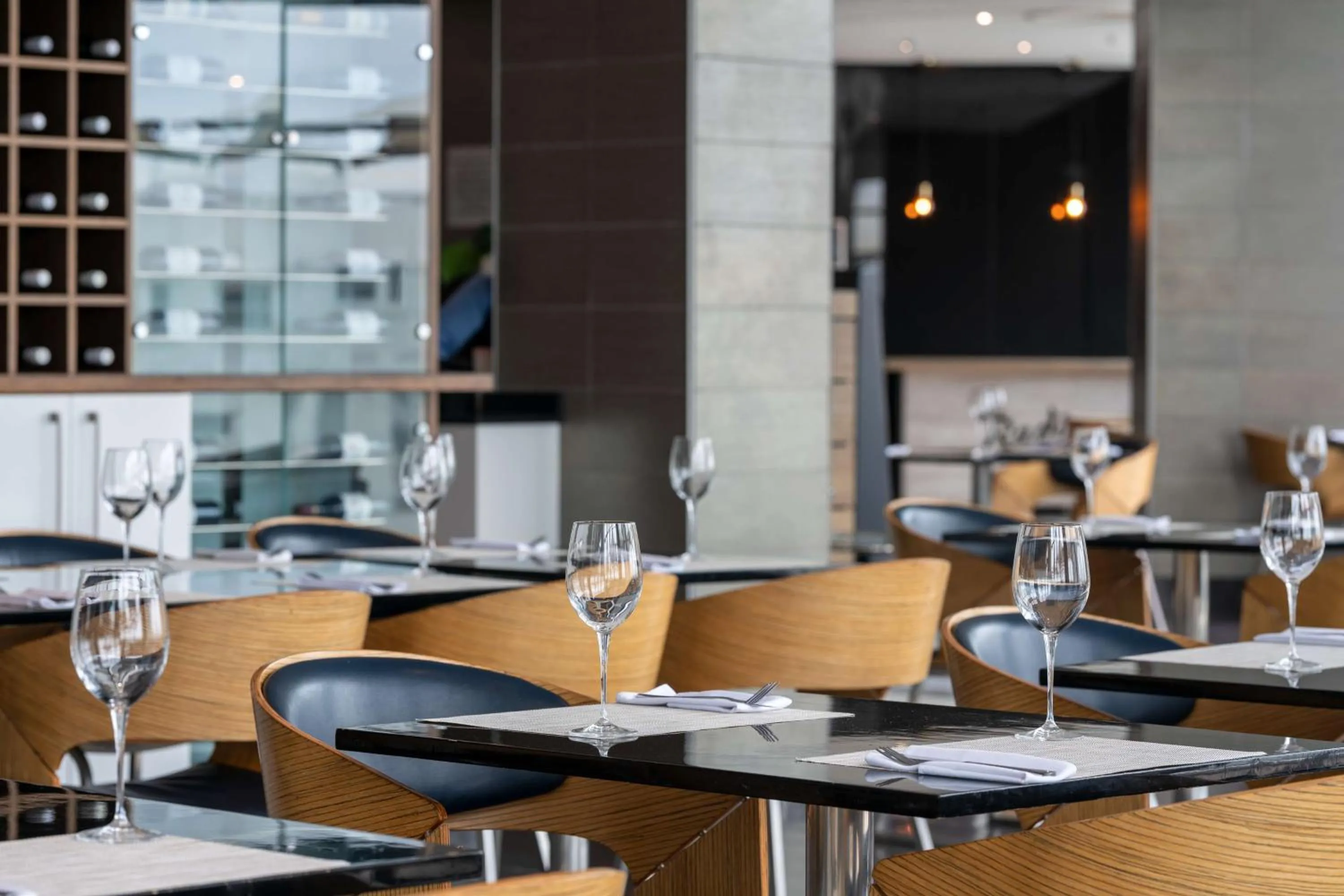 Restaurant/places to eat in Radisson Blu Hotel, Port Elizabeth