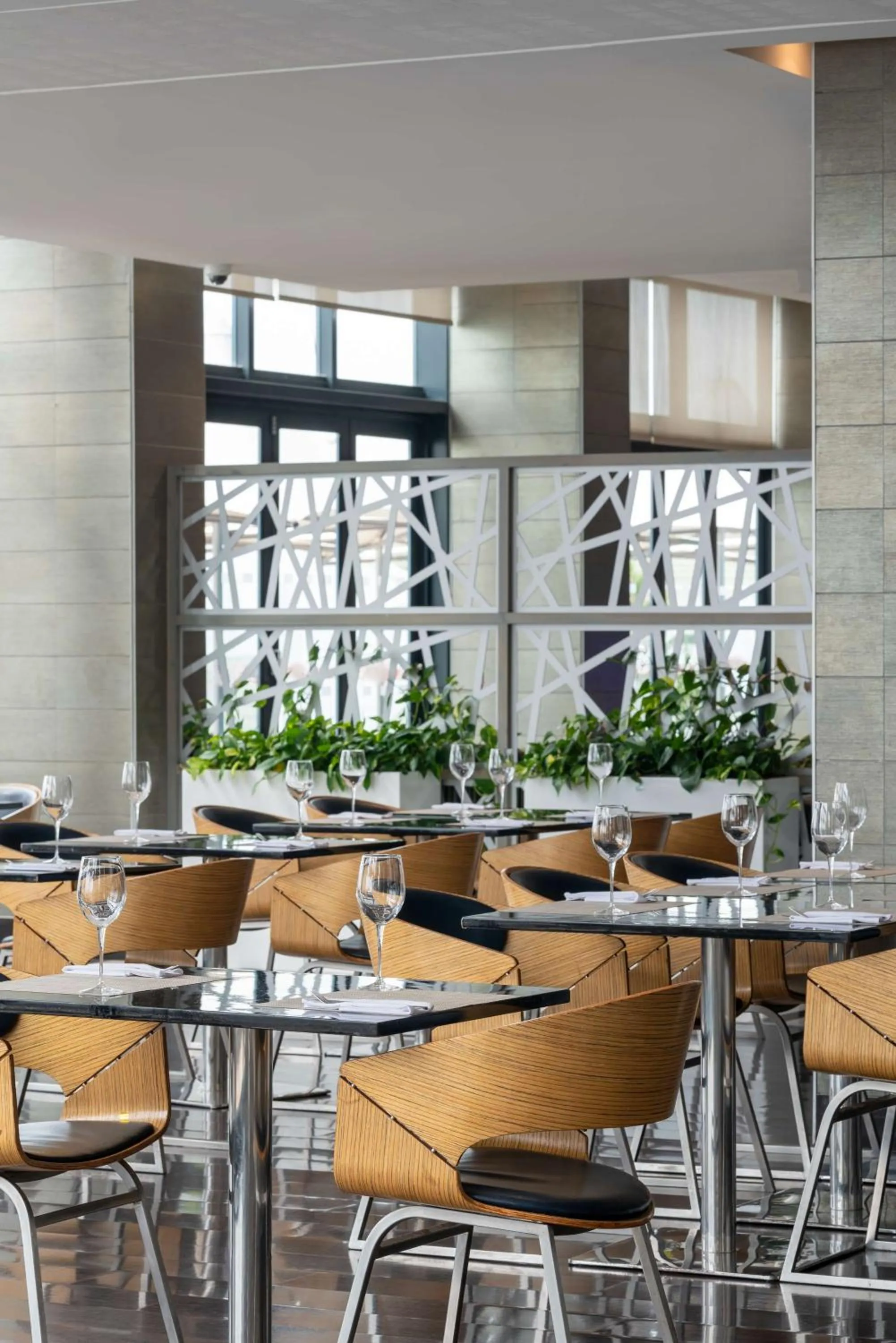 Restaurant/places to eat in Radisson Blu Hotel, Port Elizabeth