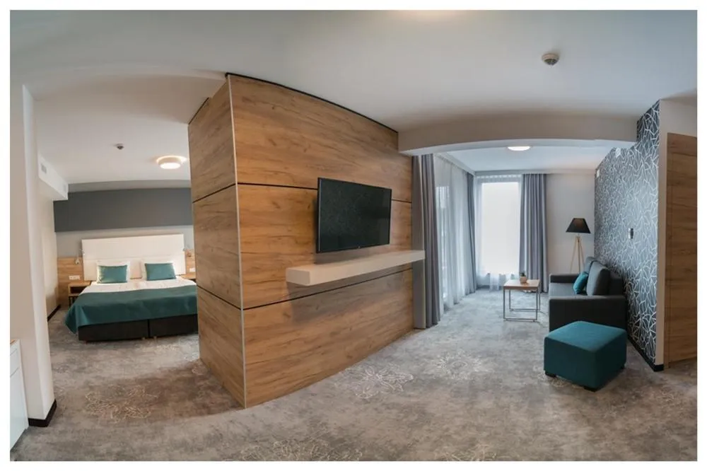 TV and multimedia, Bed in Hotel Limanova