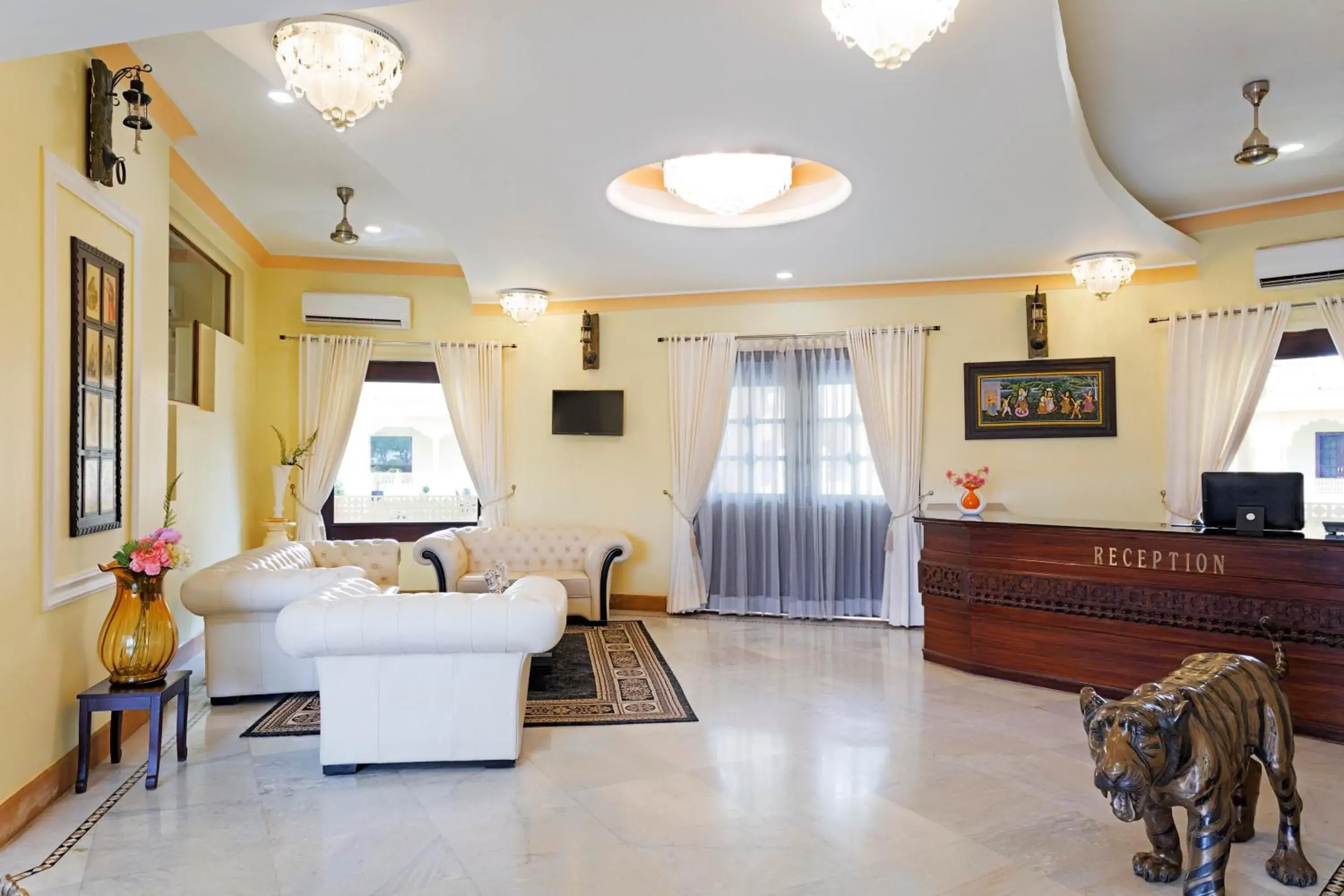 Lobby or reception in Syna Heritage Hotel Lobby or reception in Syna Heritage Hotel